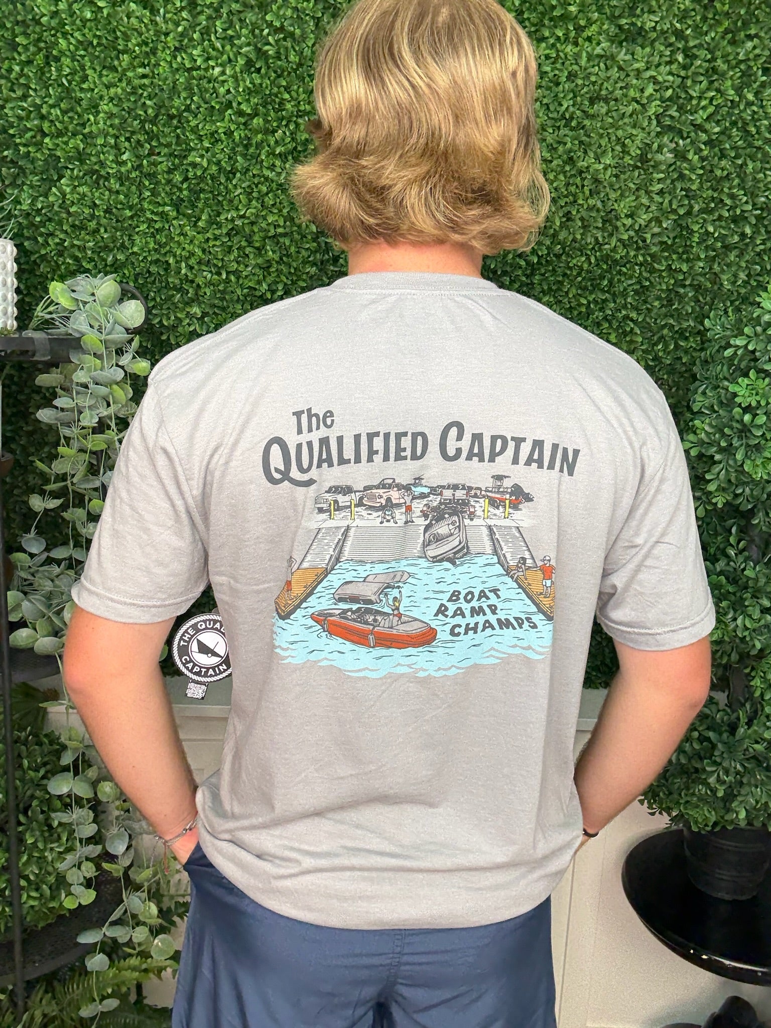 BOAT RAMP CHAMP TEE - LIGHT GREY