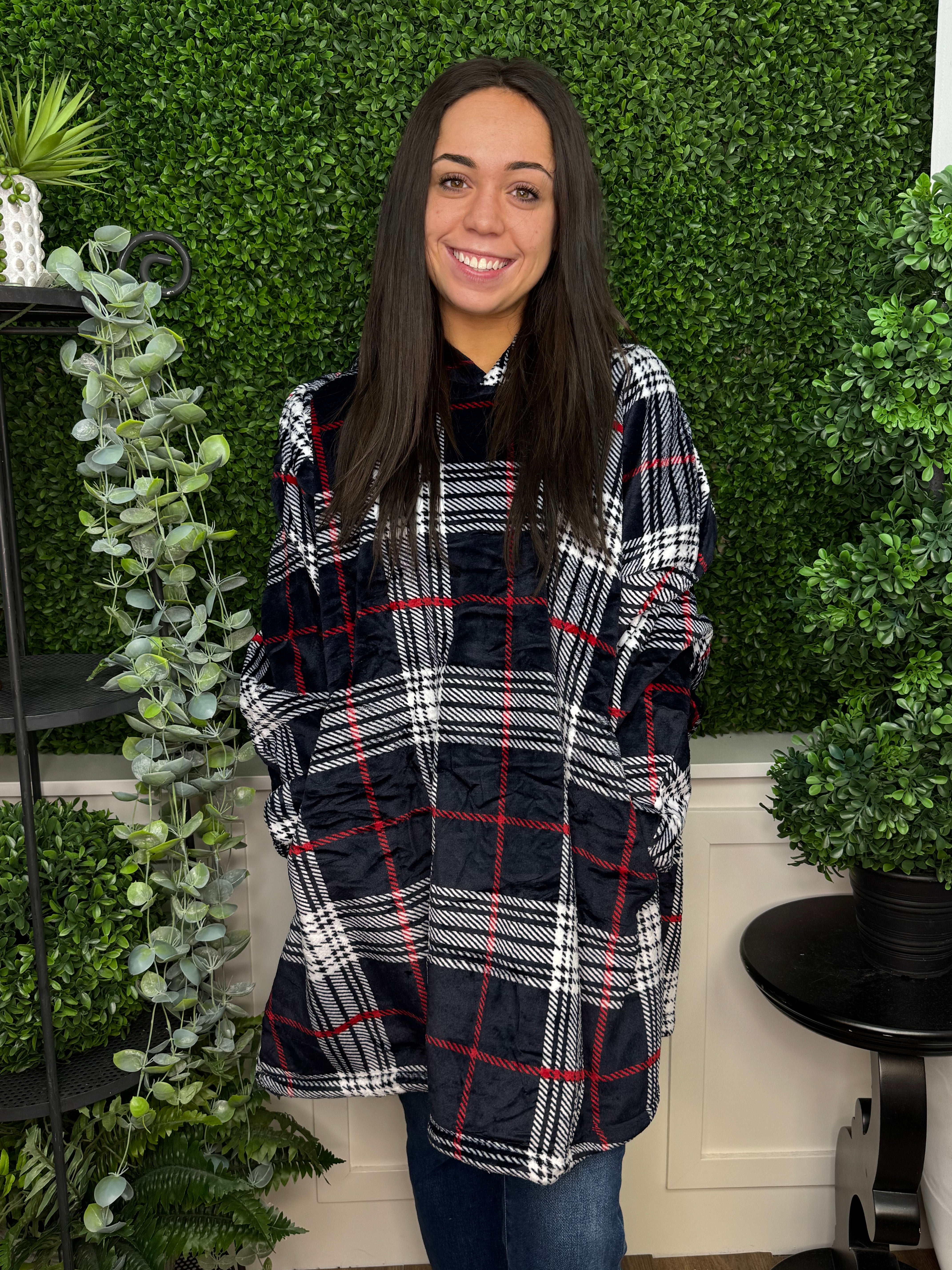 ROYAL PLAID OVERSIZED BLANKET PULLOVER