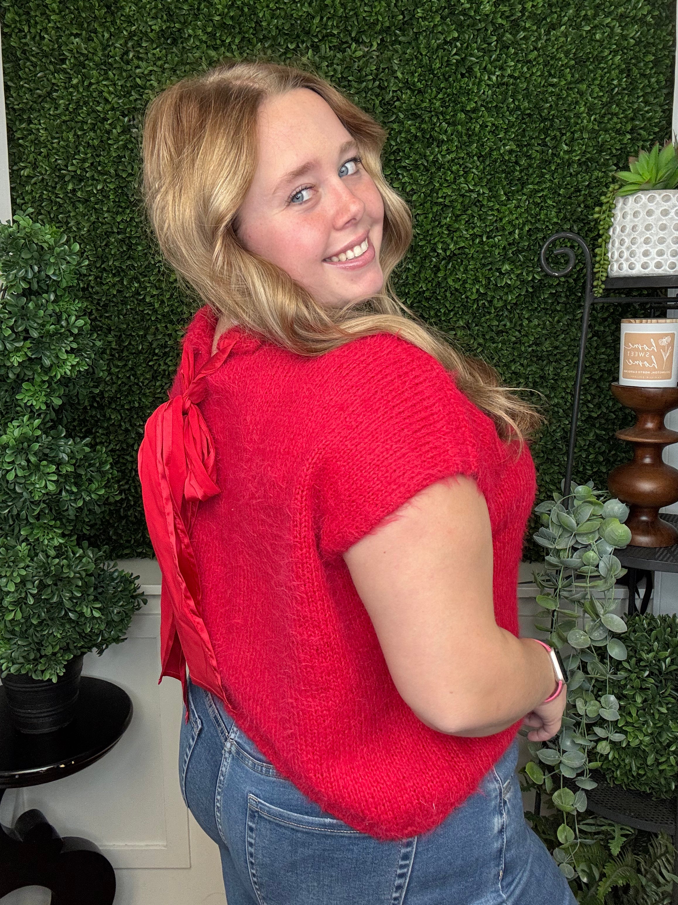 MOHAIR SWEATER VEST - RED