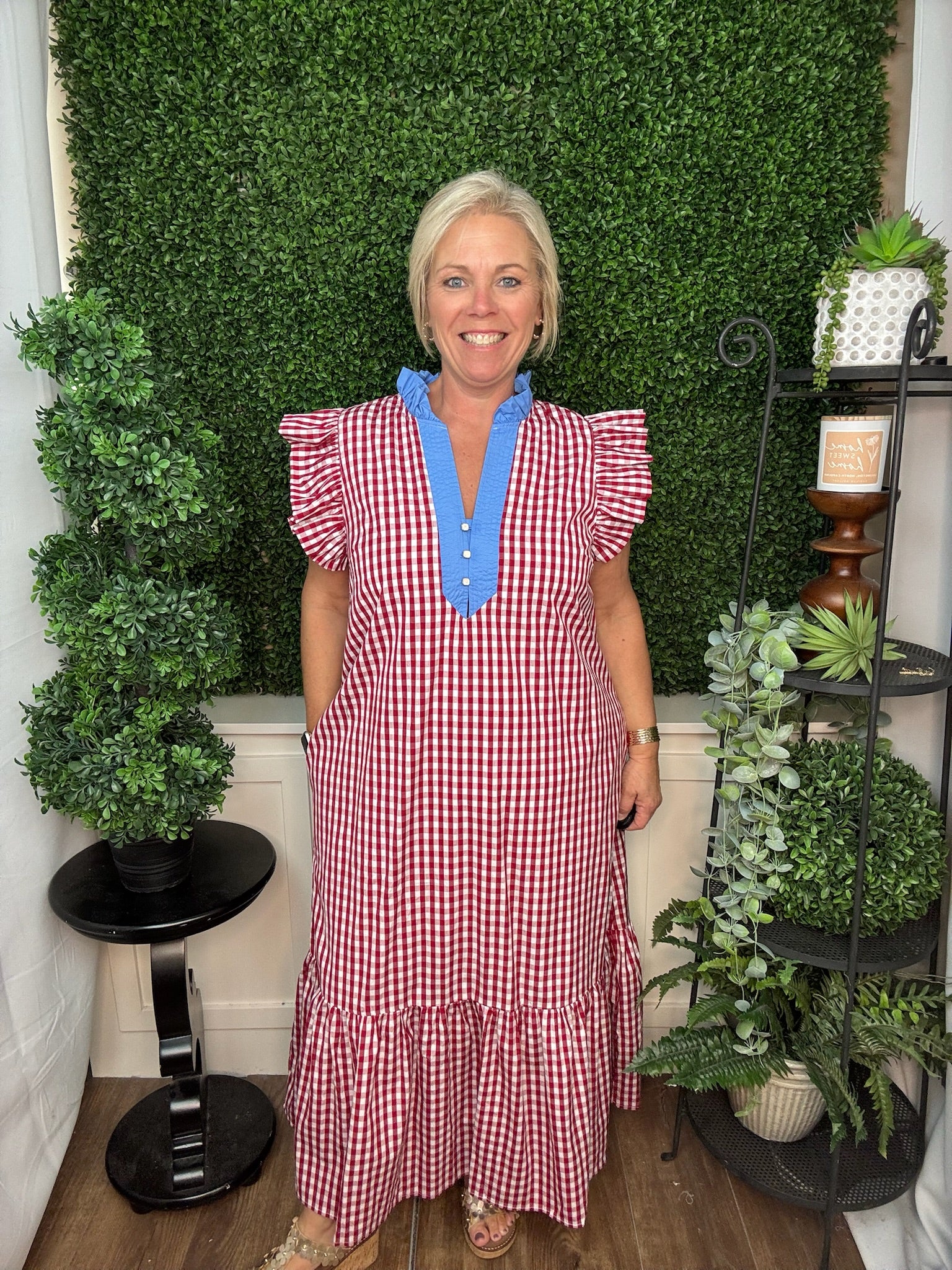 GINGHAM FLUTTER SLEEVE MIDI DRESS - RED