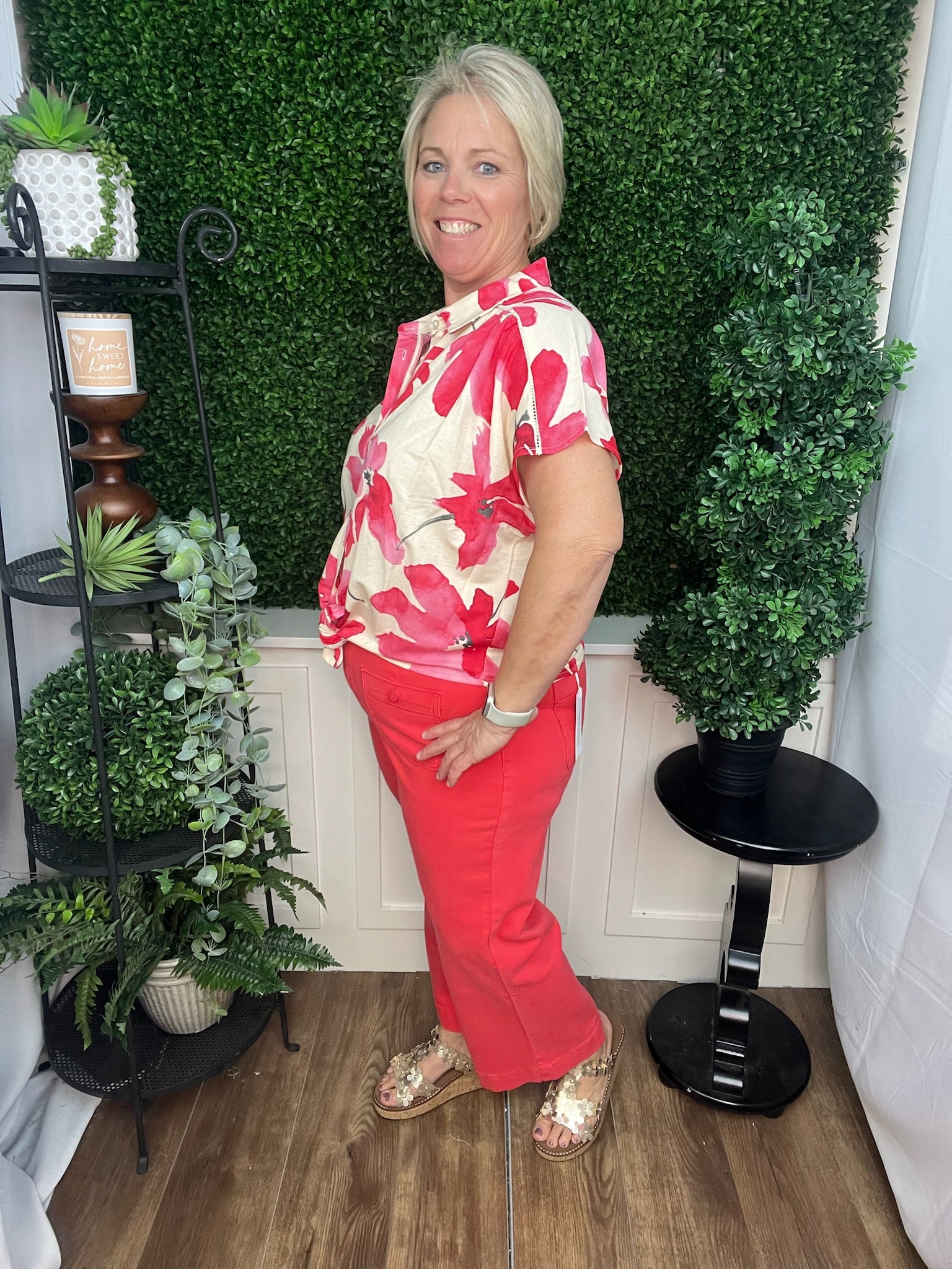 SS TOP W/BUTTONS & TIE FRONT - SANGRIA