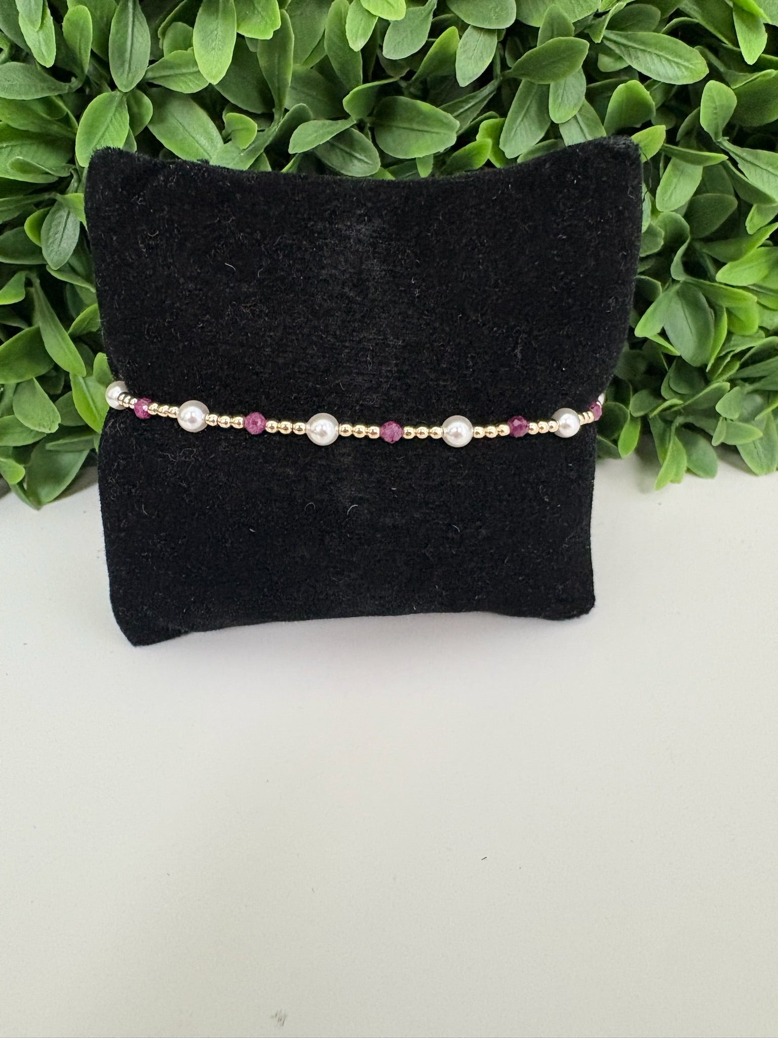 EXTENDS - PEARL SINCERITY PATTERN 4MM BEAD BRACELET - RUBY