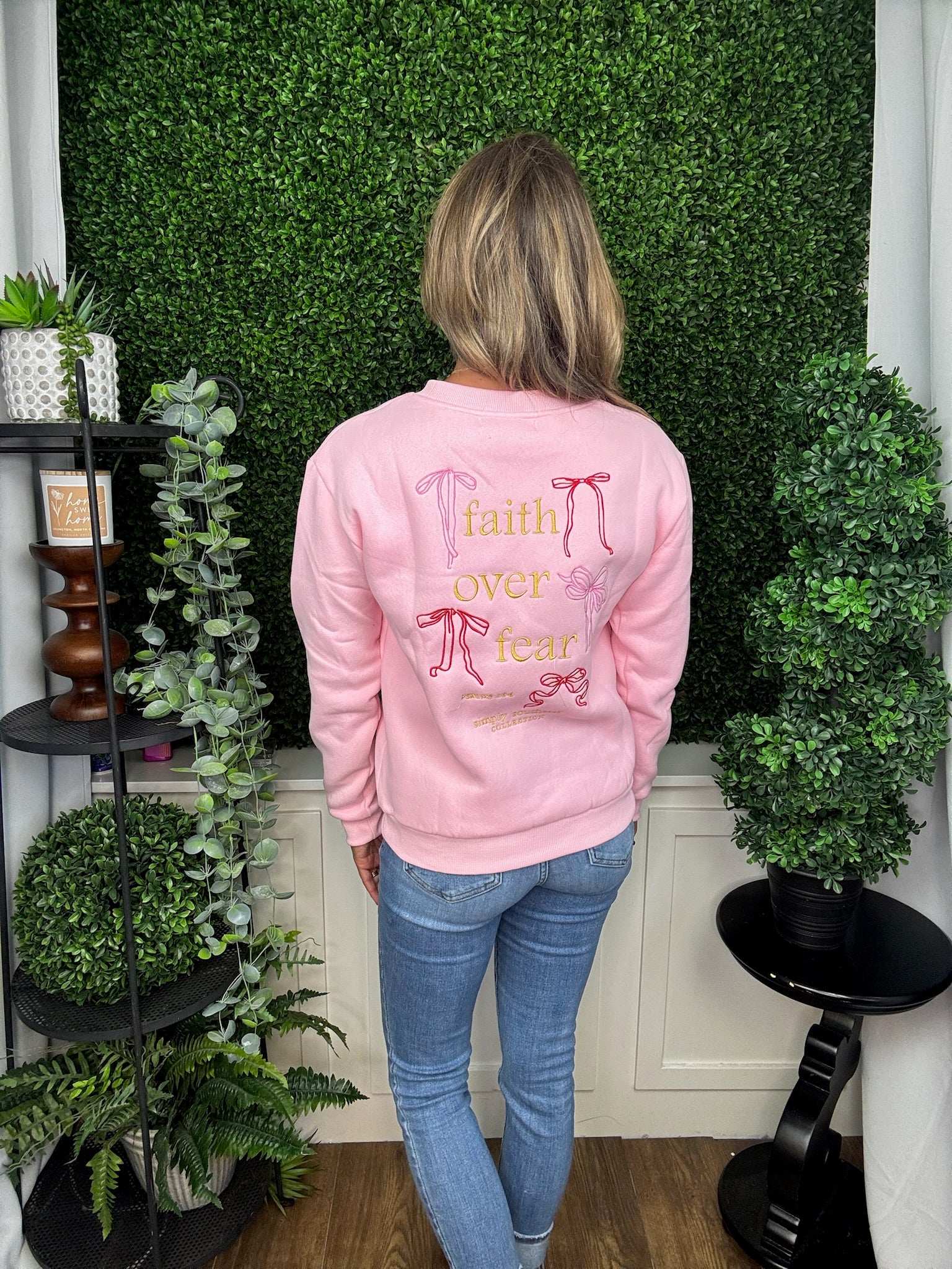 DILARA CREWNECK SWEATSHIRT - FAITH