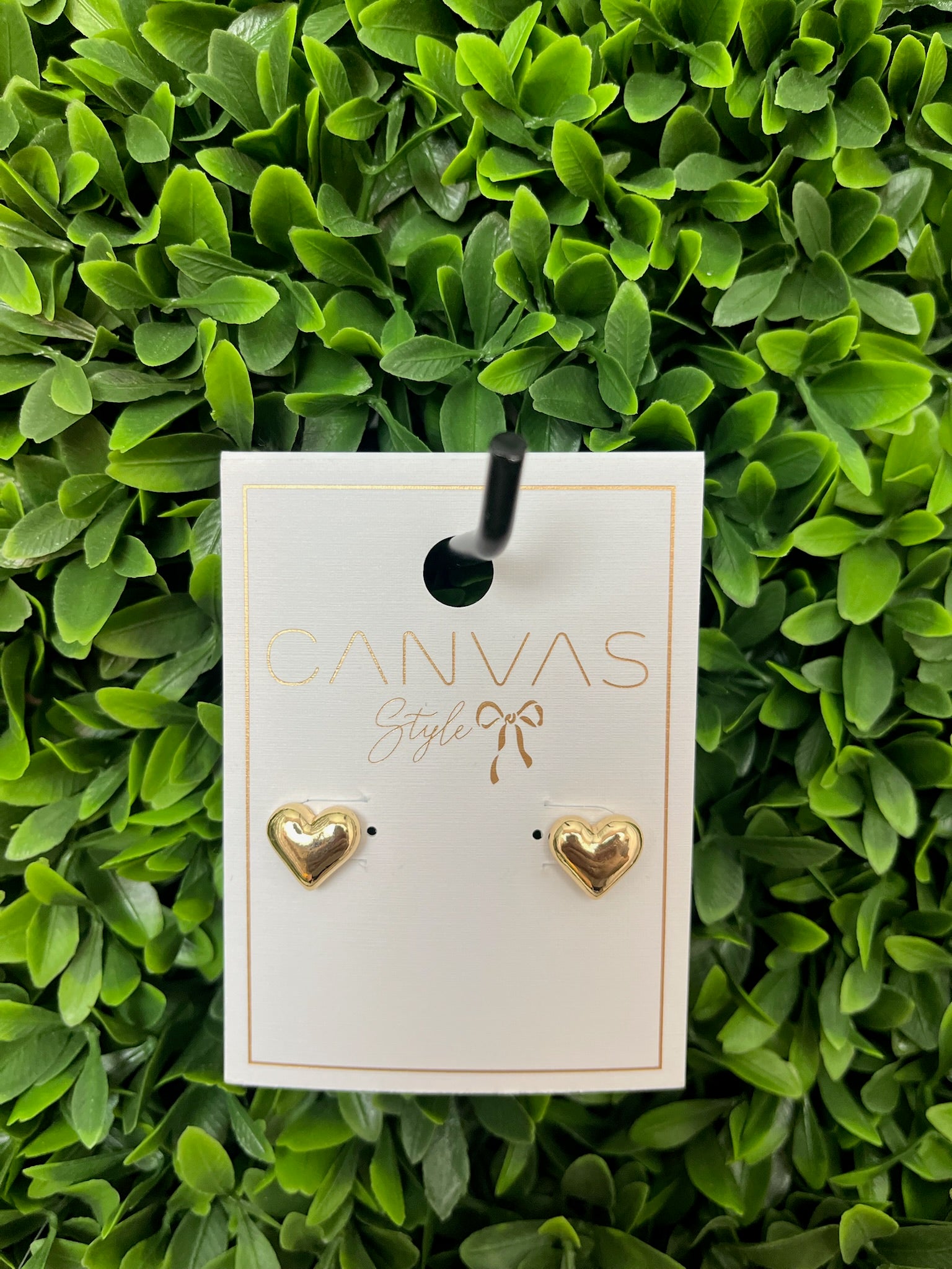 TATUM HEART STUD EARRINGS SHINY GOLD