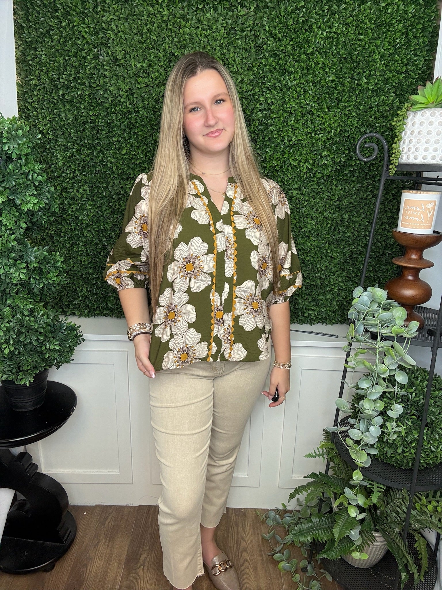 FLORAL PRINT 3/4 SLEEVE BLOUSE W/LACE DETAIL - OLVIE MULTI