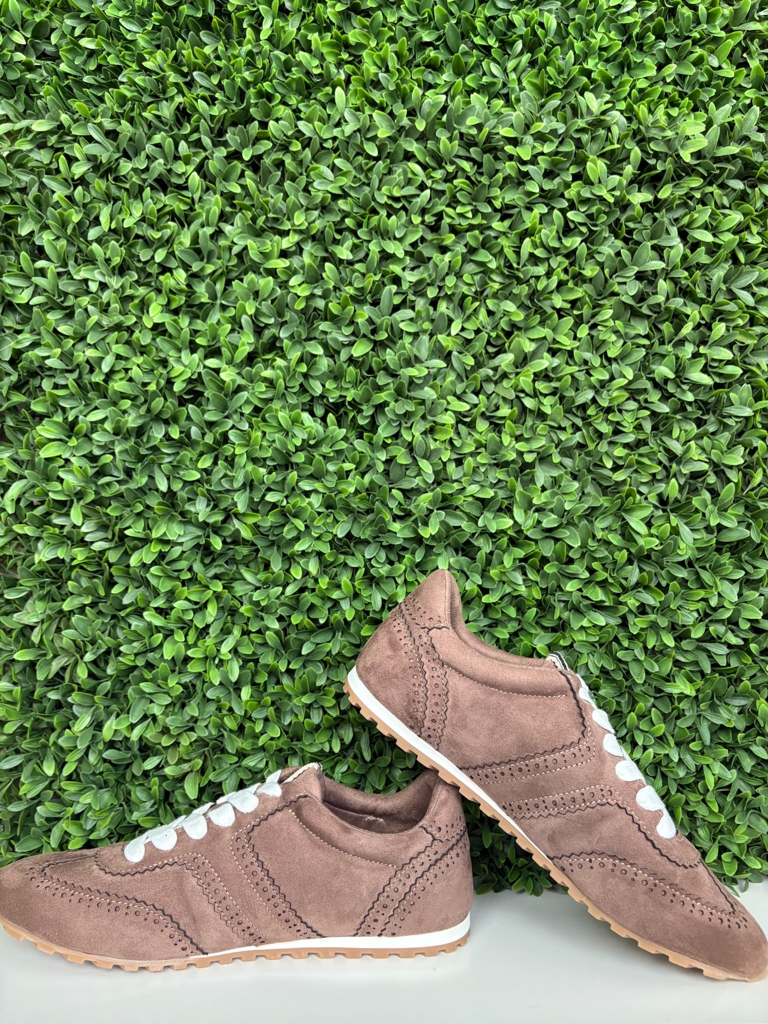 PENELOPE SNEAKER - TAUPE SUEDE