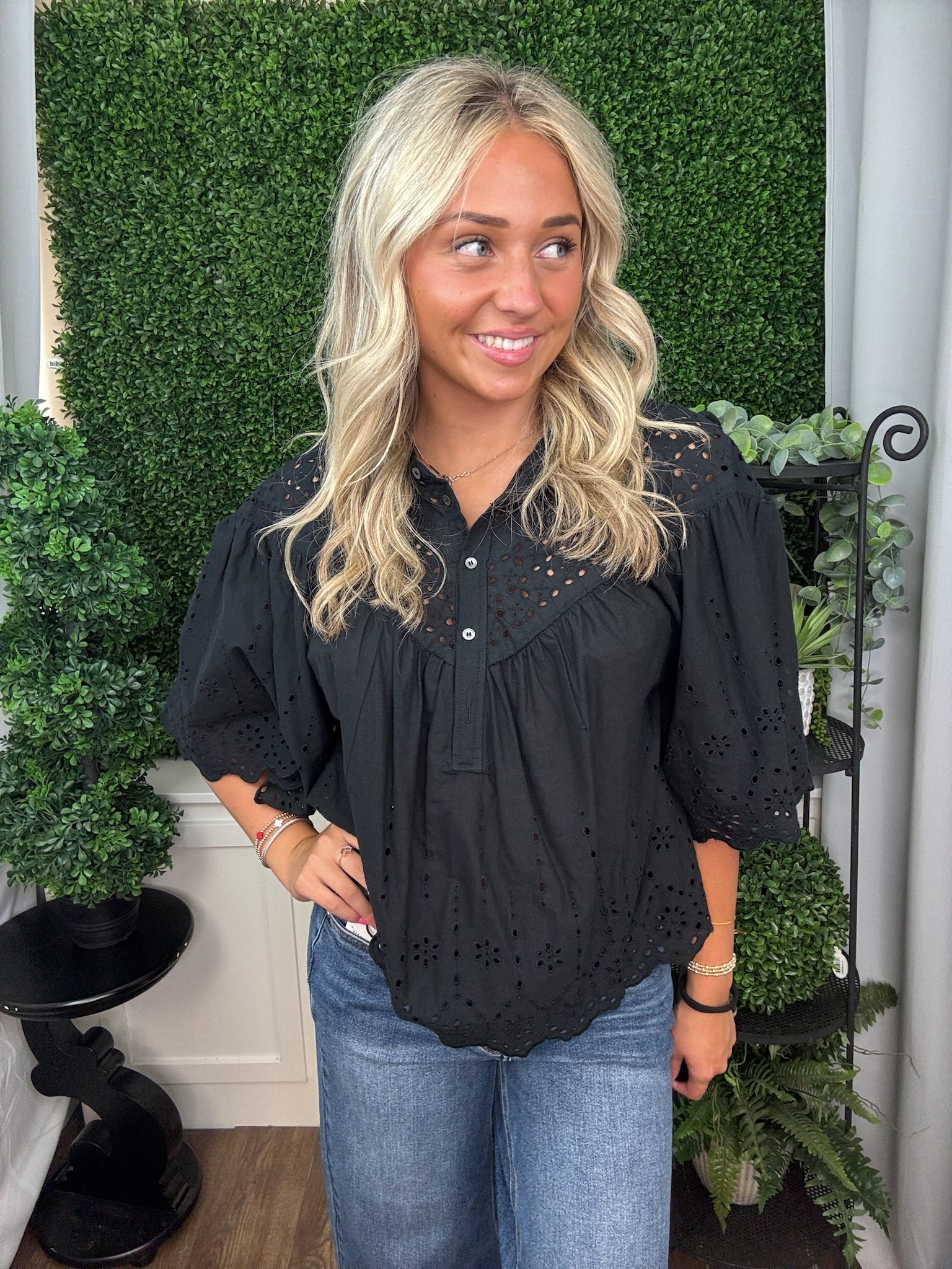 Relaxed Fit Scalloped Eyelet Embroidered Top