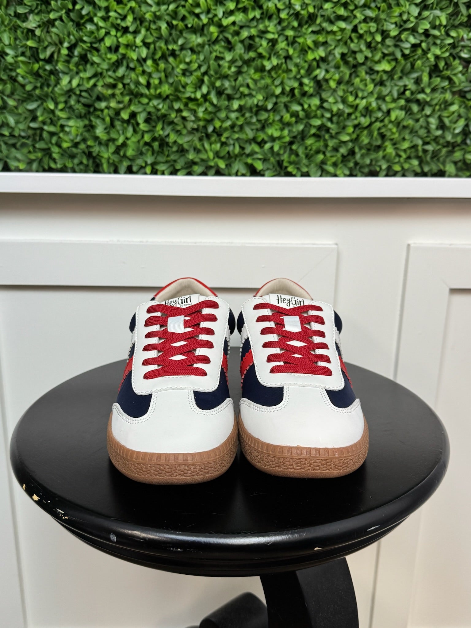 HEADS UP - RED WHITE BLUE