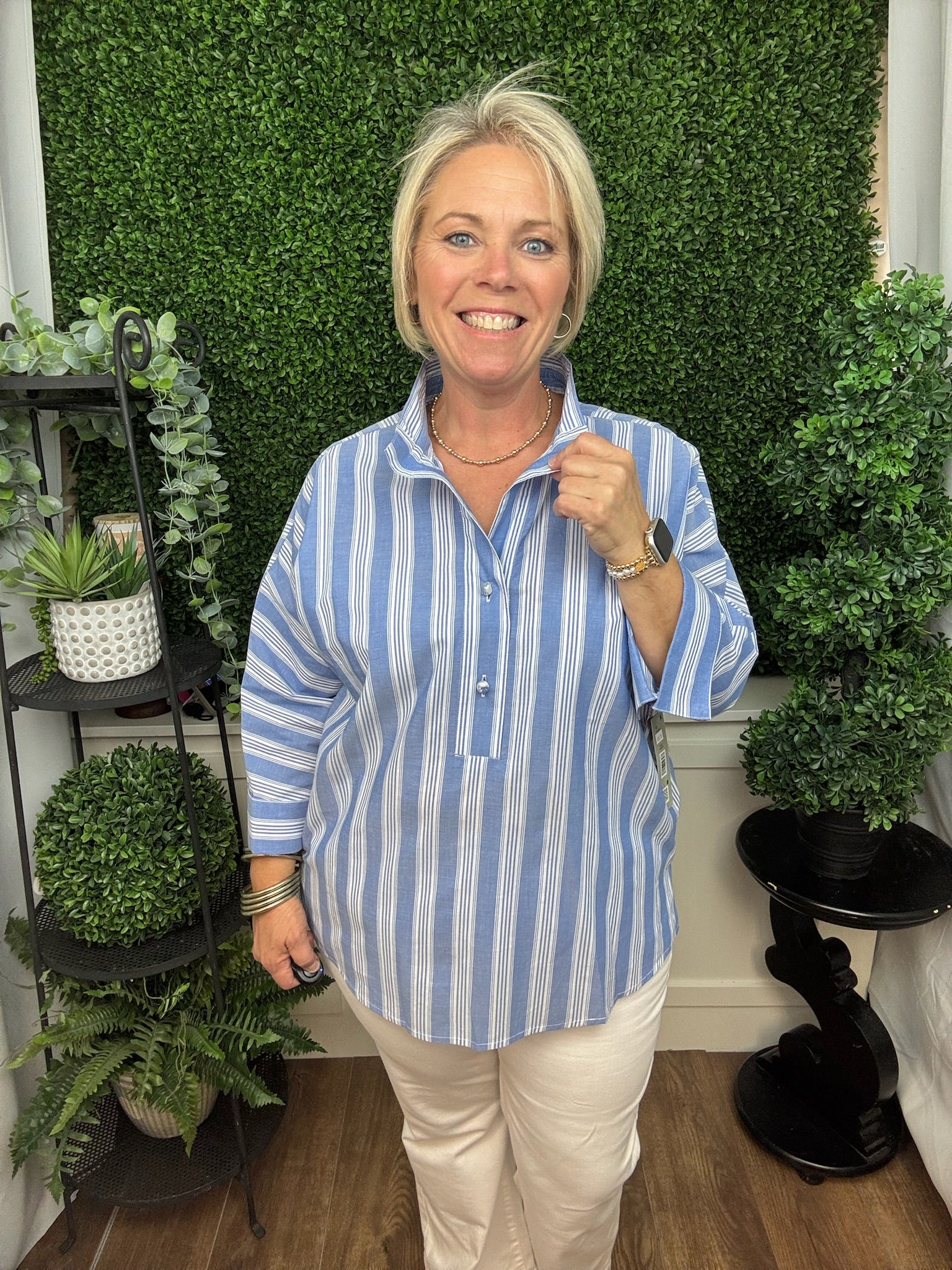 WOVEN YARN DYE POPOVER WIRE COLLAR 3/4 SLEEVE - BLUE STRIPE