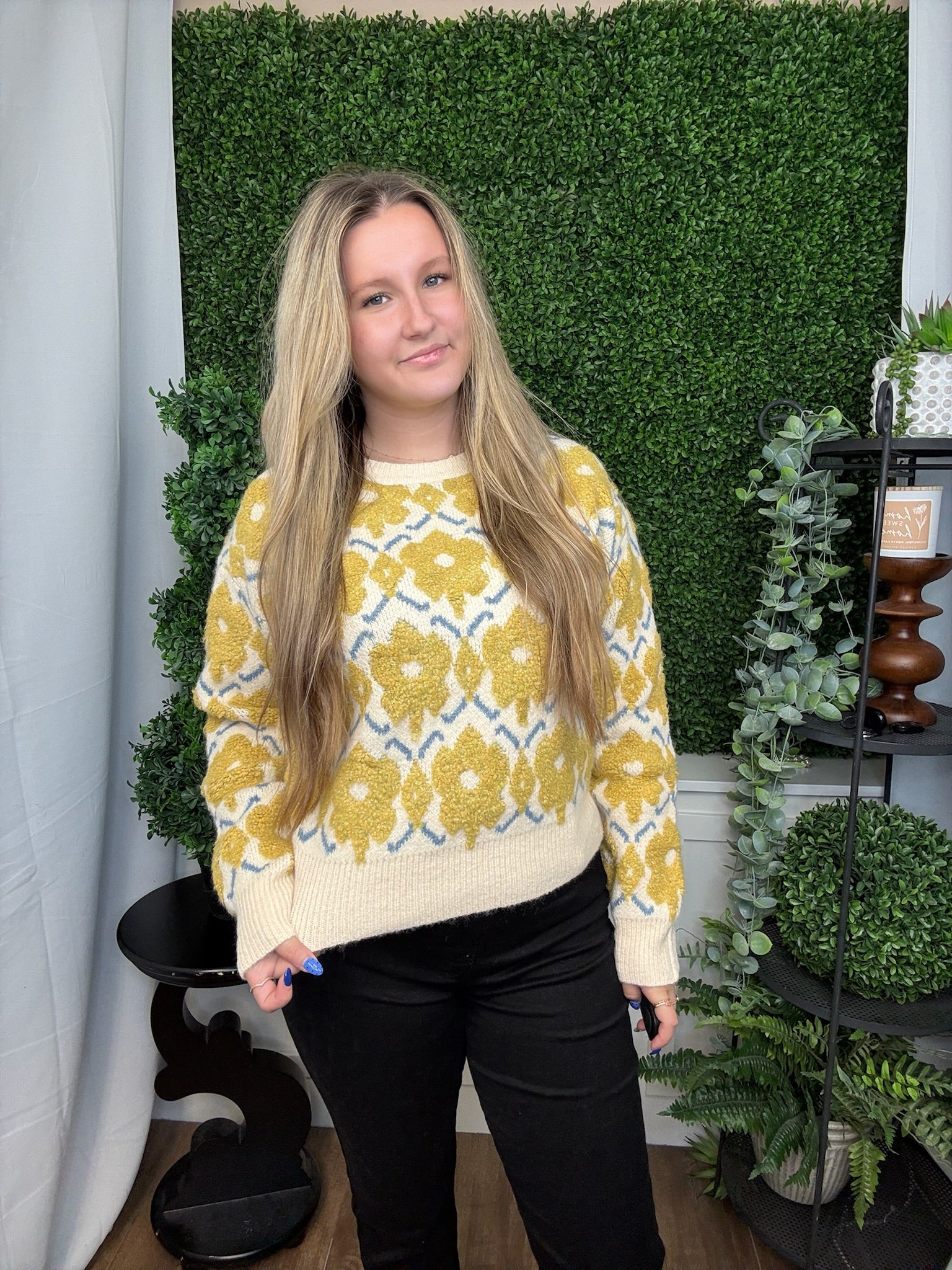 FUZZY TEXTURE FLORAL SWEATER - YELLOW FLOWER