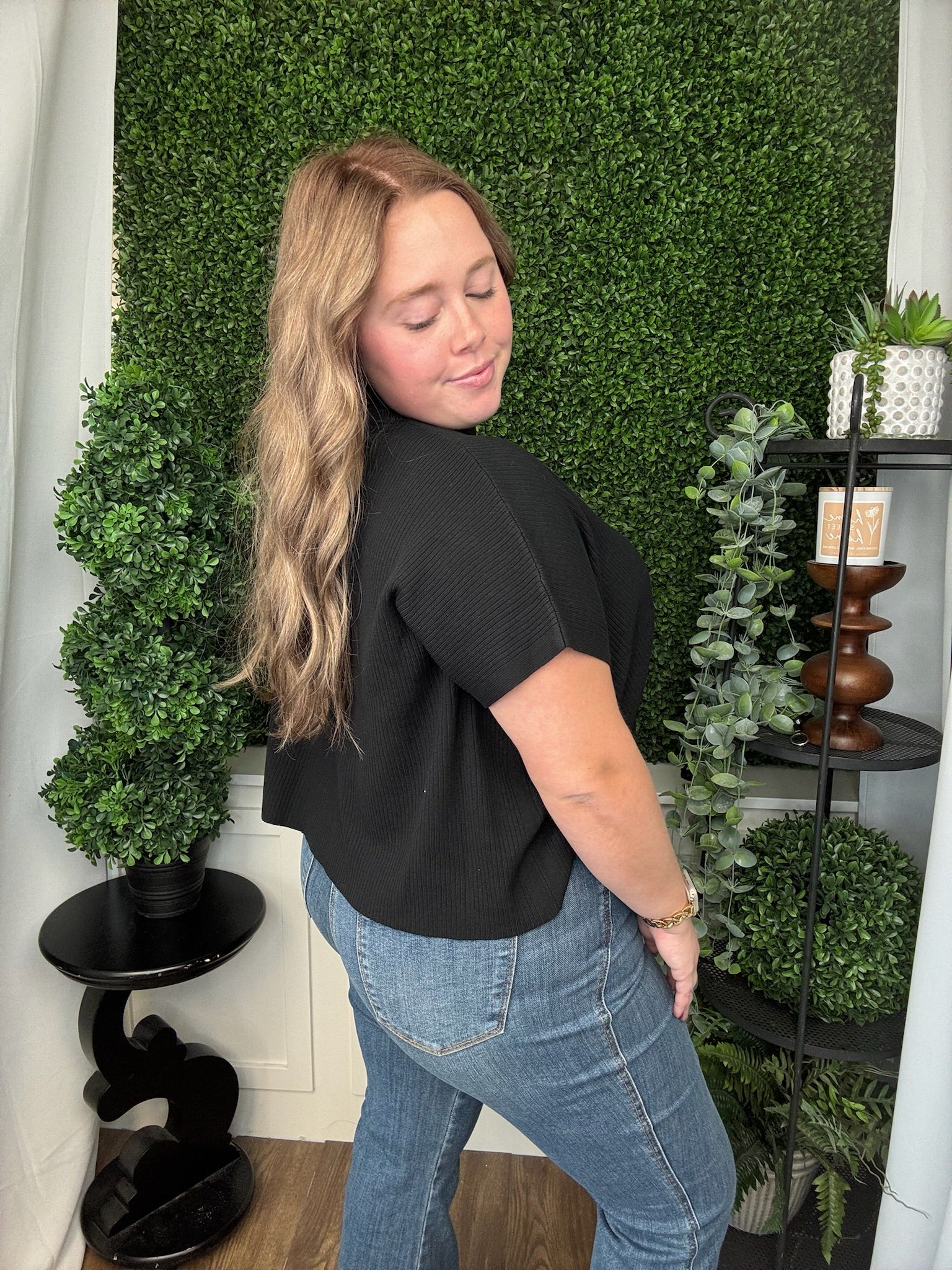 VISCOSE MOCK NECK SS BOXY SWEATER