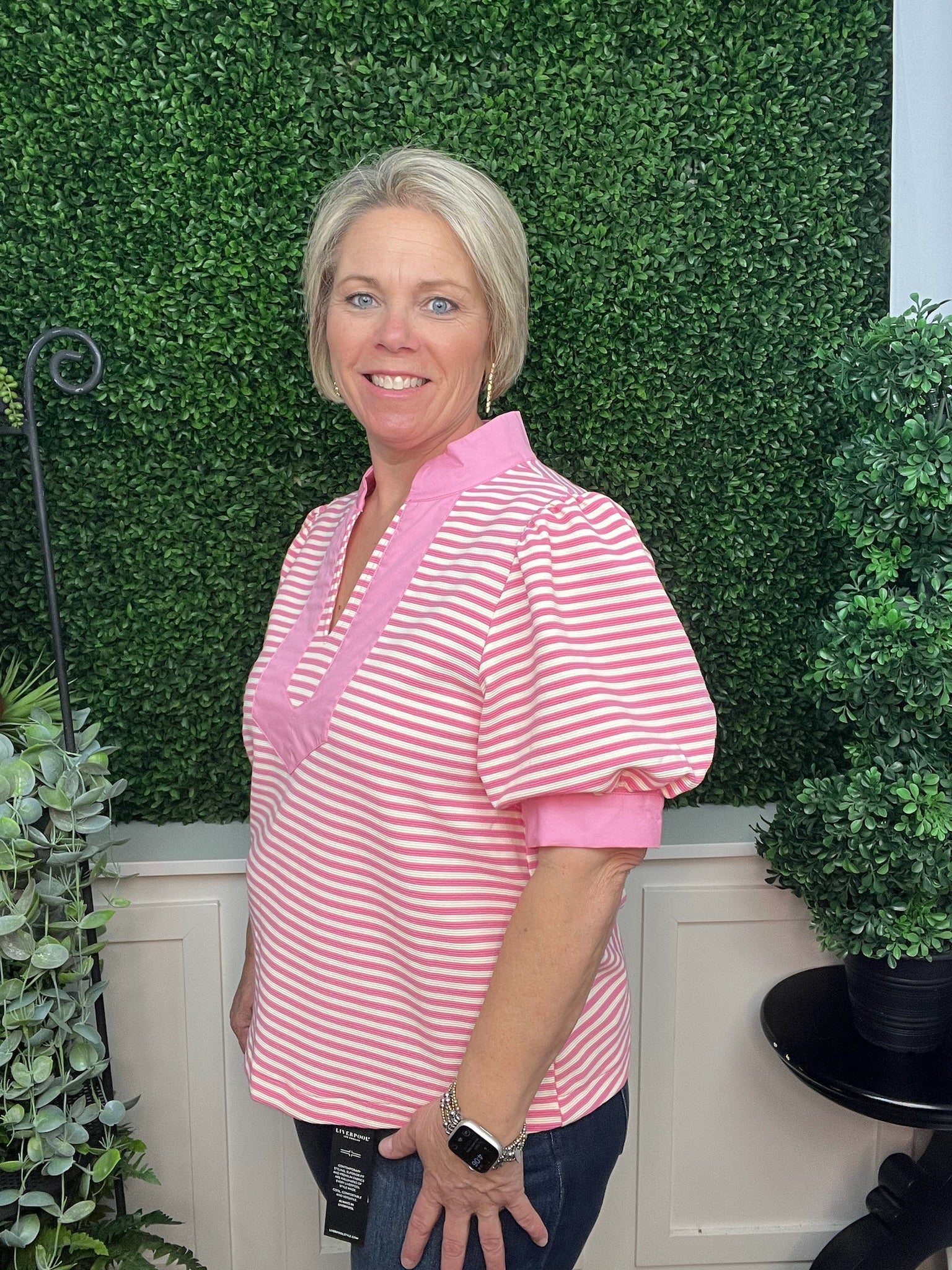 SOLID CONTRAST DETAIL STRIPE TOP - PINK