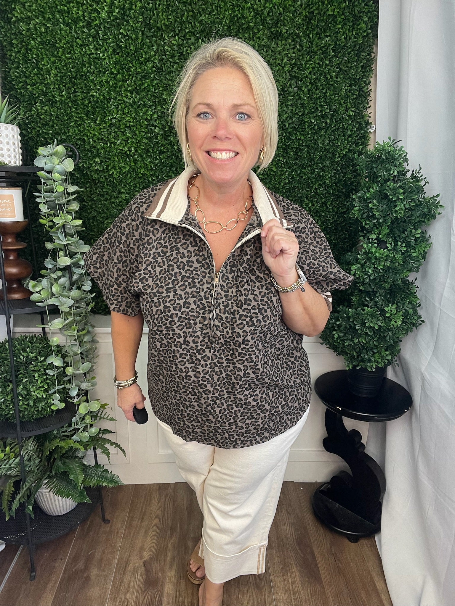 COLLARED ZIP UP BLOUSE