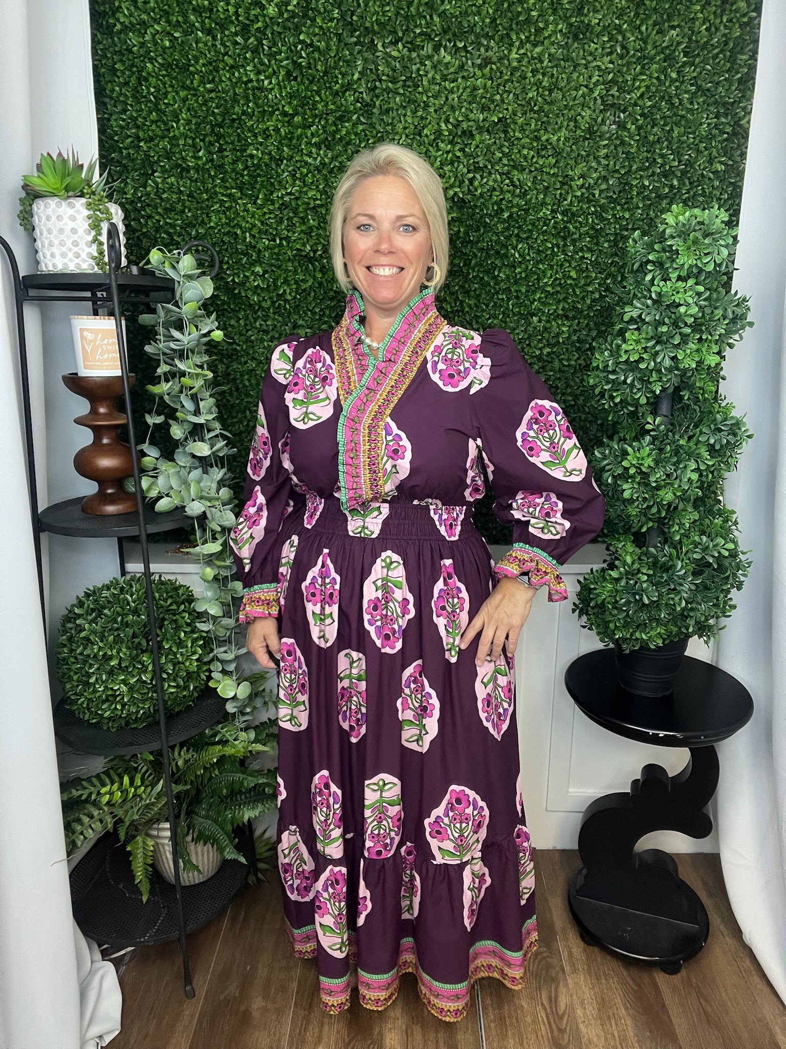 FLOWER PATCH BORDER VNEC OPEN COLLAR RUFFLE SLEEVE DRESS - PLUM MIX