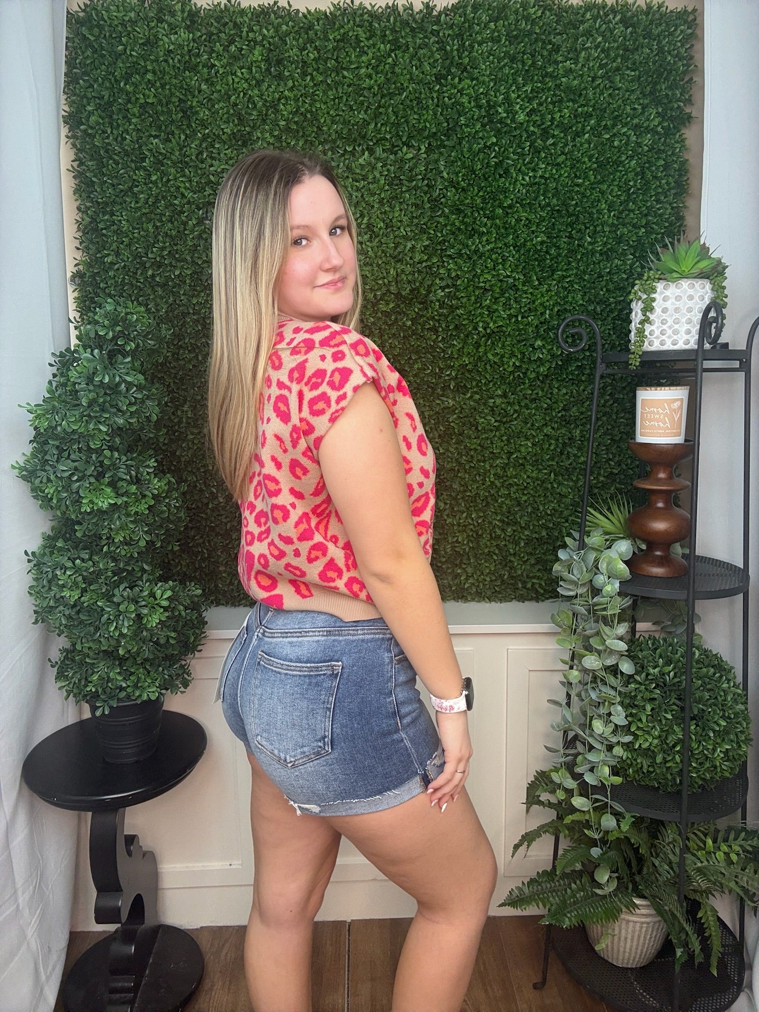 SHORT SLEEVE SWEATER