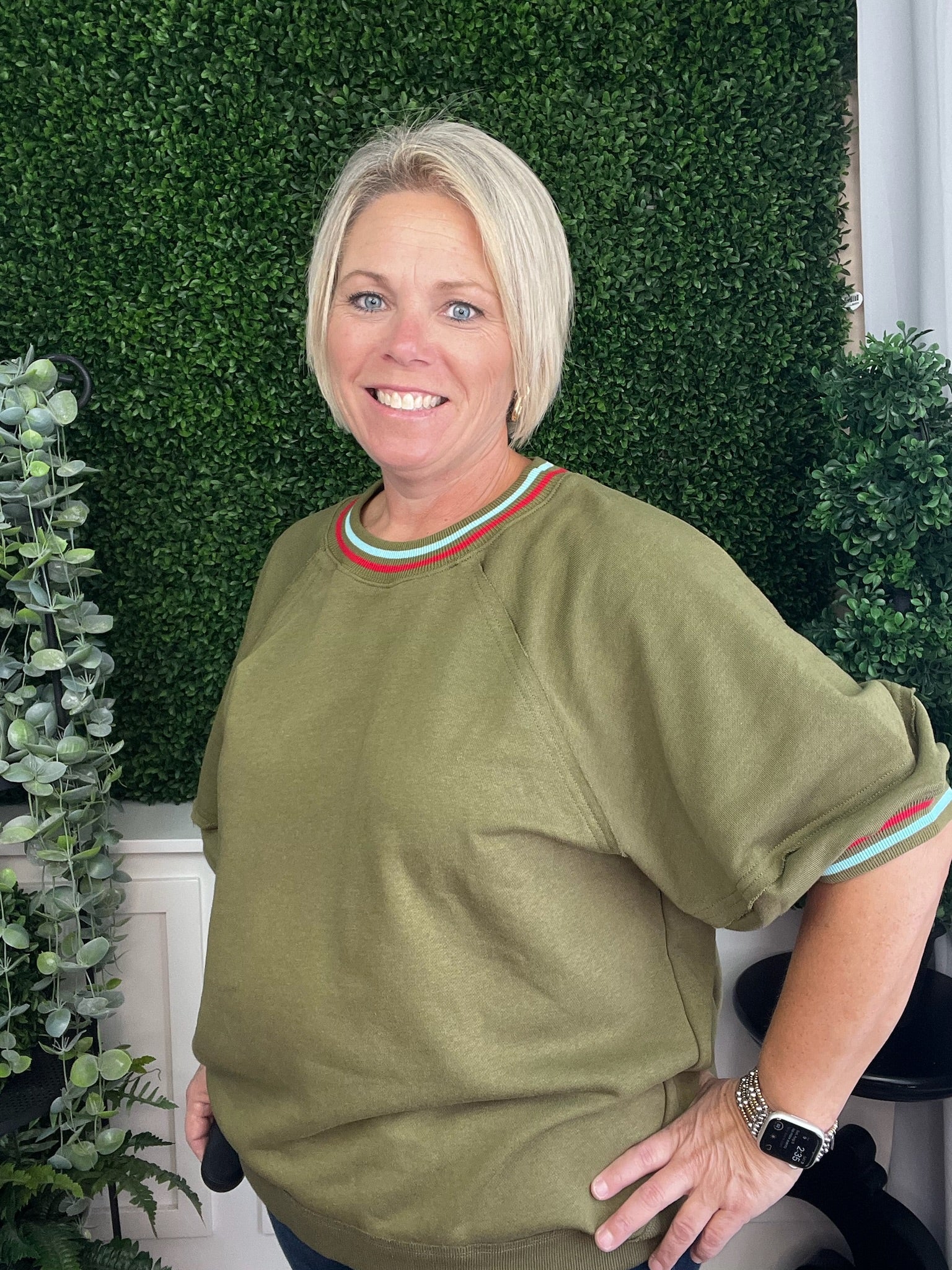 SOLID RAGLAN SLEEVE PULLOVER KNIT TOP - OLIVE