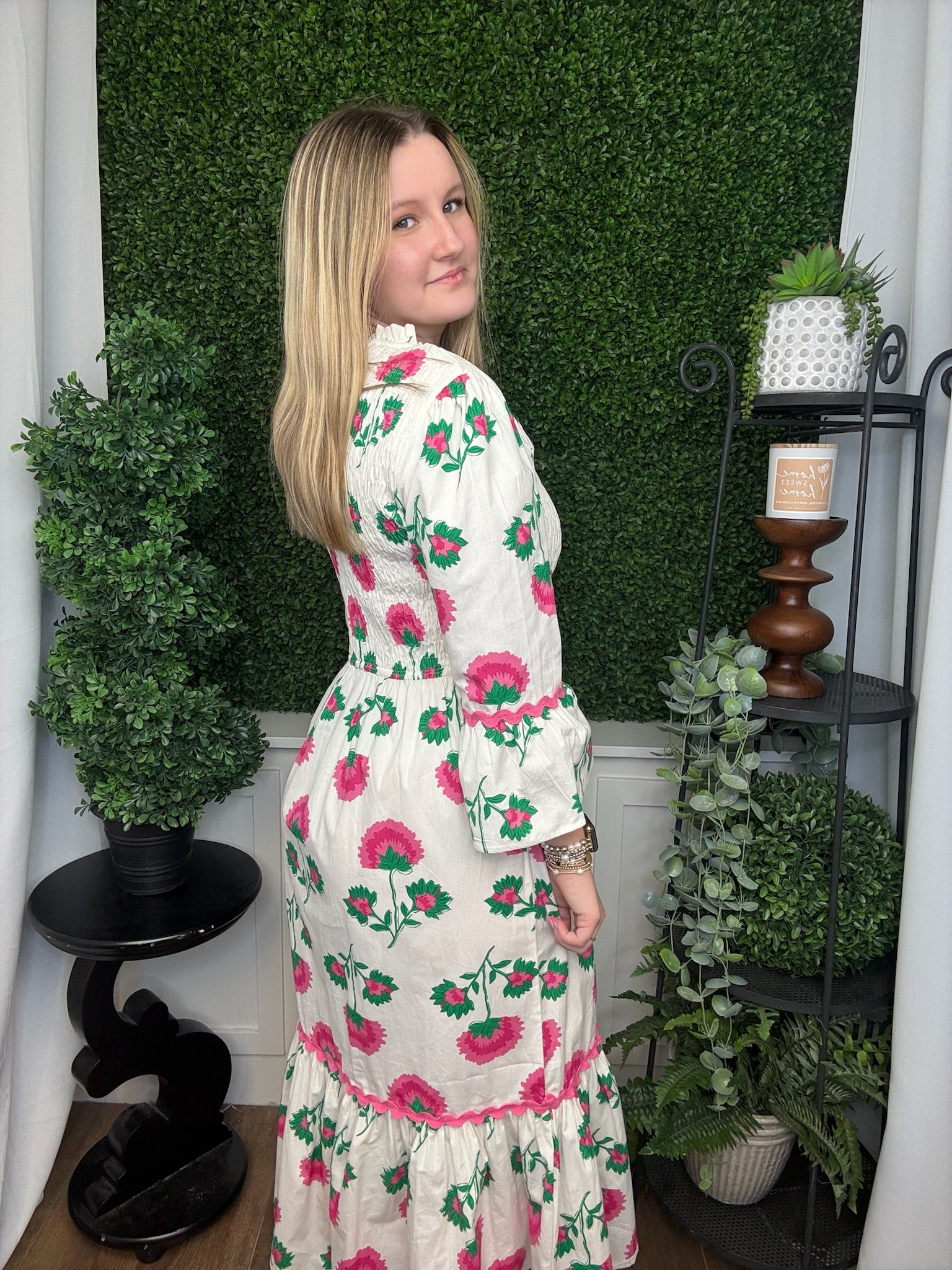 ELLIE SMOCKED DRESS - WHITE