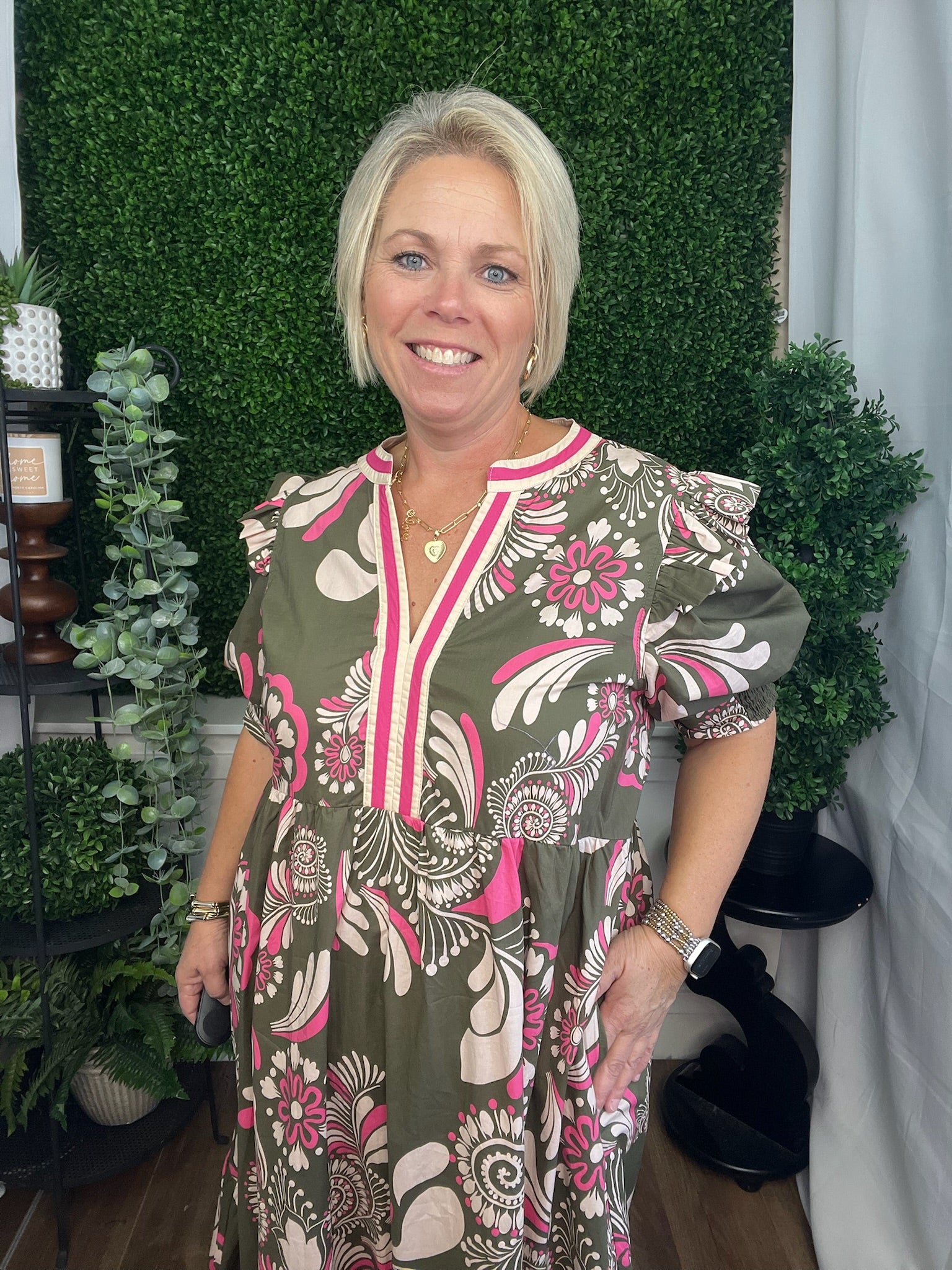 PAISLEY PATTERN SMOCKED SHORT SLEEVE TIERED MIDI DRESS