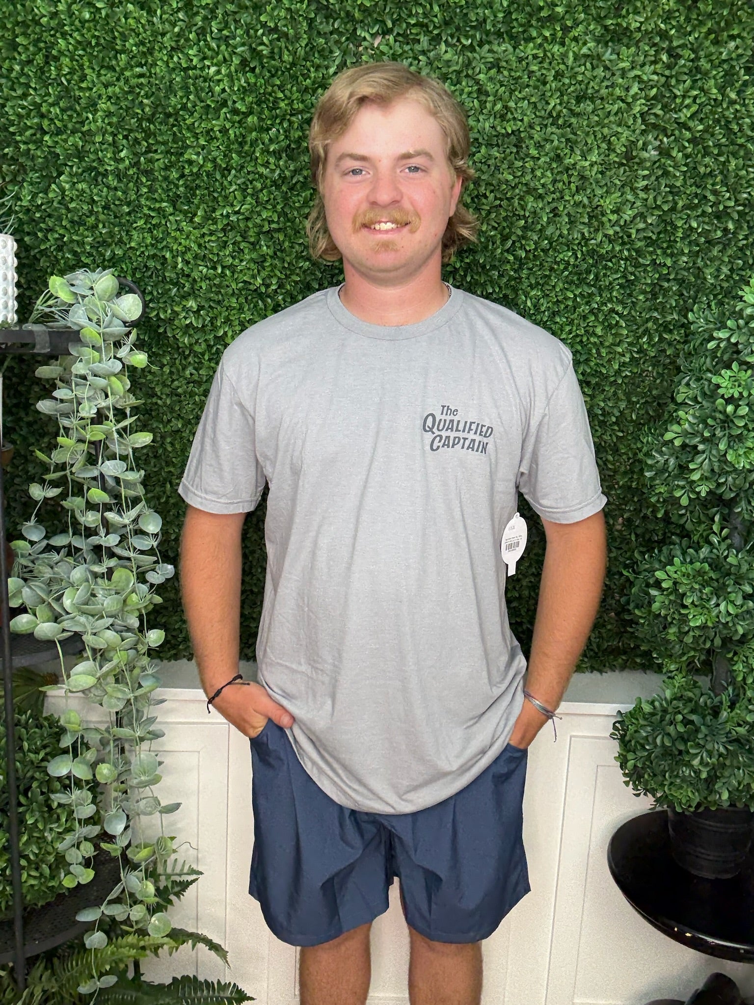 BOAT RAMP CHAMP TEE - LIGHT GREY