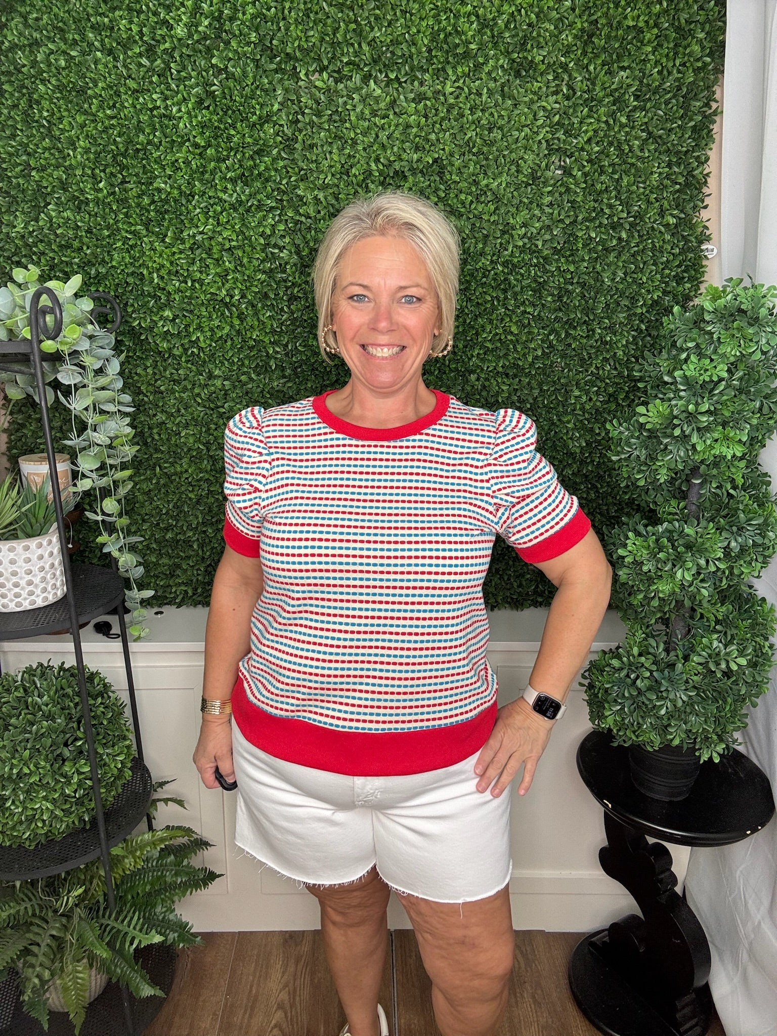 CROPPED SHORT PUFF SLEEVE TOP - RED