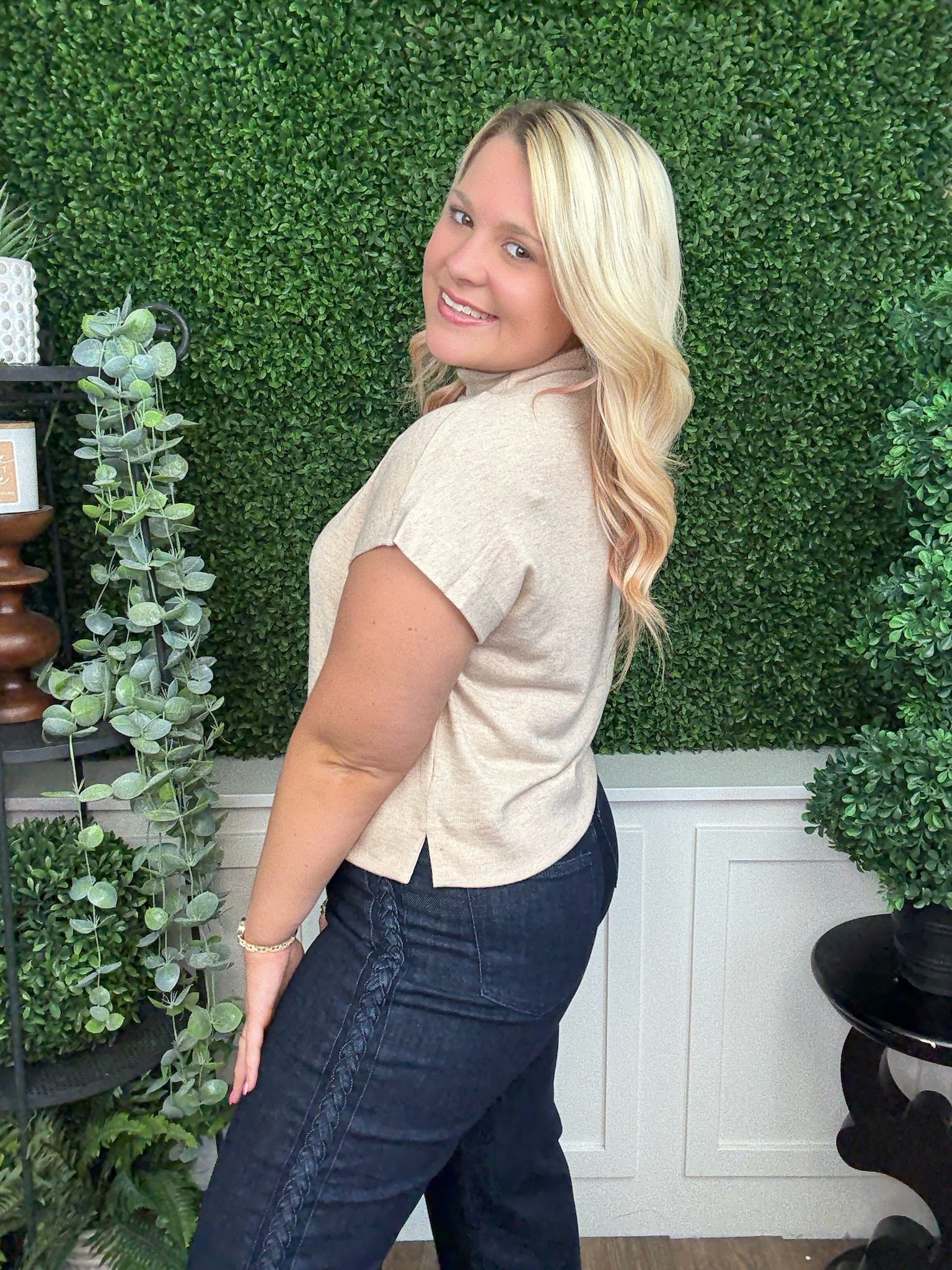 SOLID KNIT MOCK NECK PULLOVER TOP