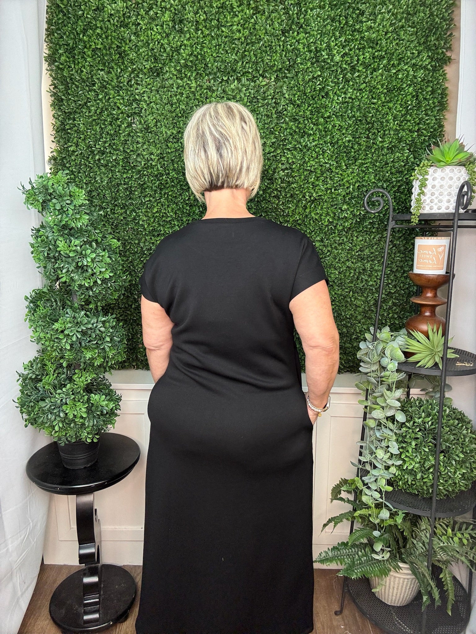 SHORT SLEEVE MAXI DRESS