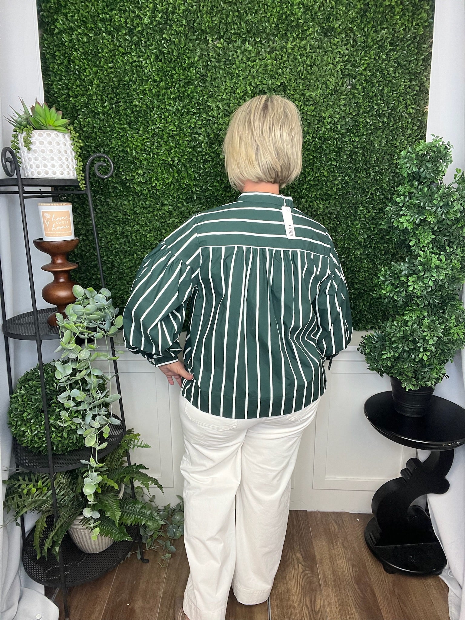 LONG PUFF SLV W/ CUFF V-NECK TOP - GREEN