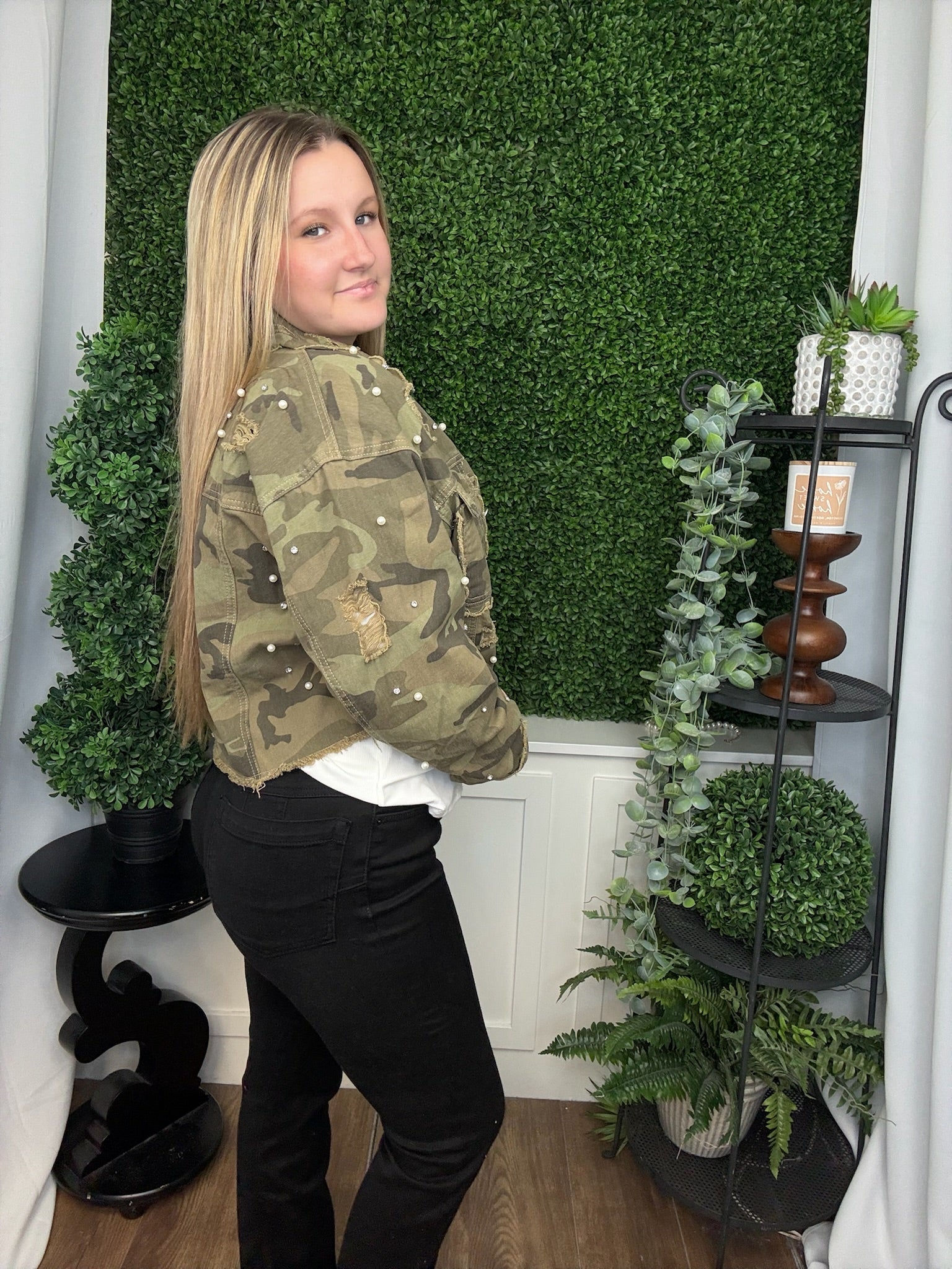 SCALLOP DETAILED GLITZY DENIM JACKET - CAMO