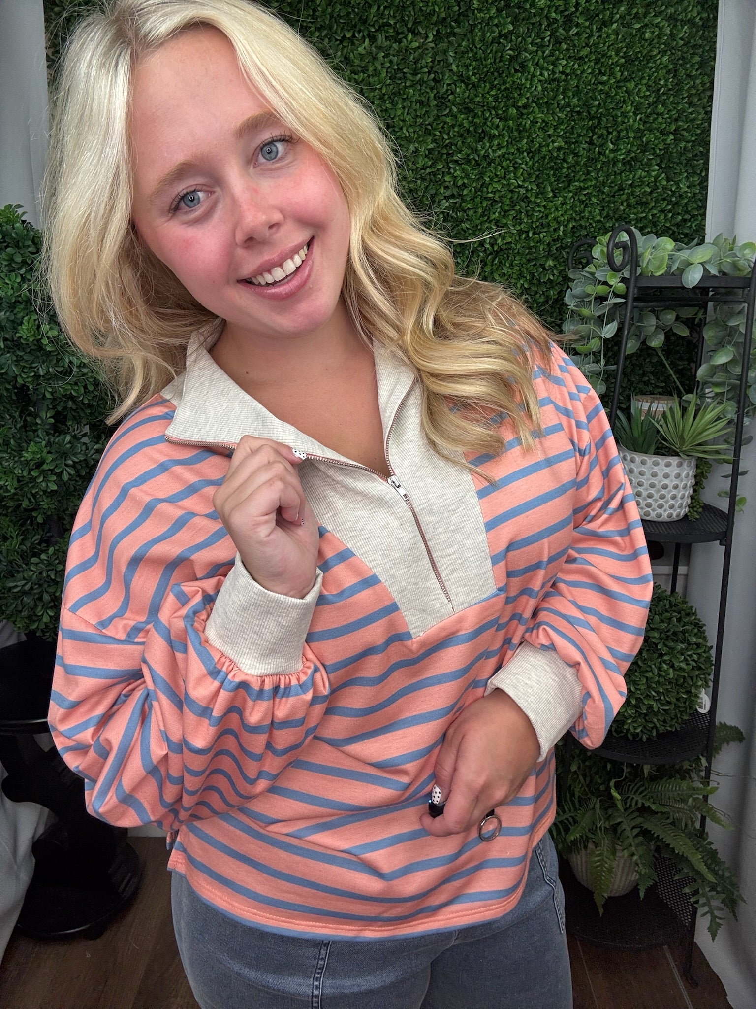 FRONT ZIPPER LONG SLEEVE TOP - CORAL/OATMEAL