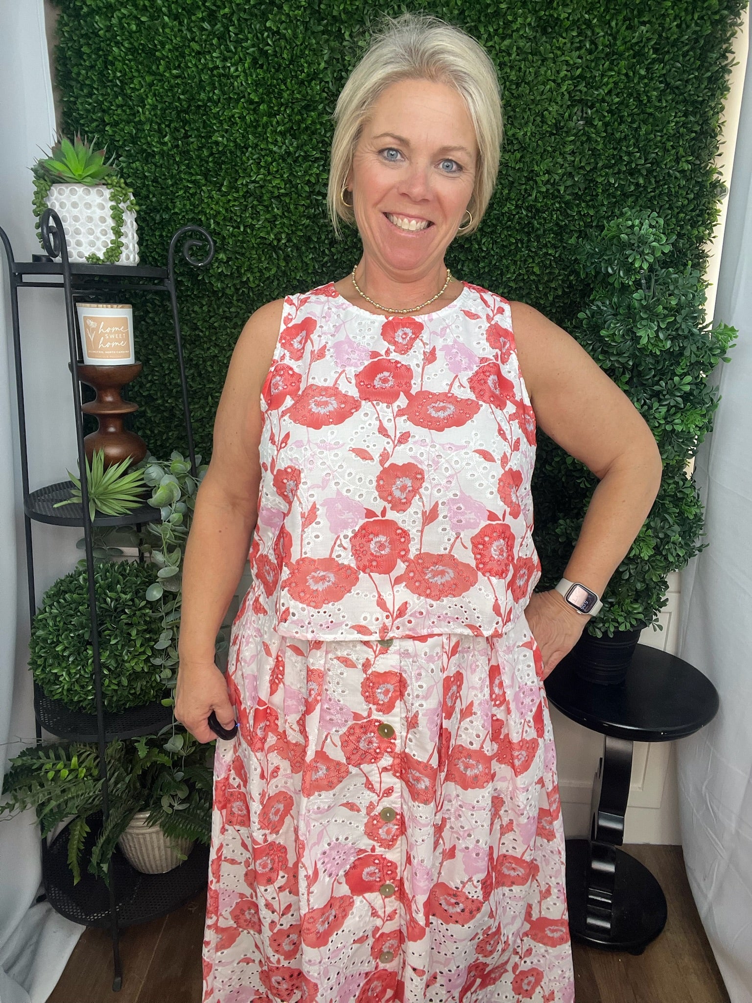 CORAL FLOWER SLEEVELESS TOP