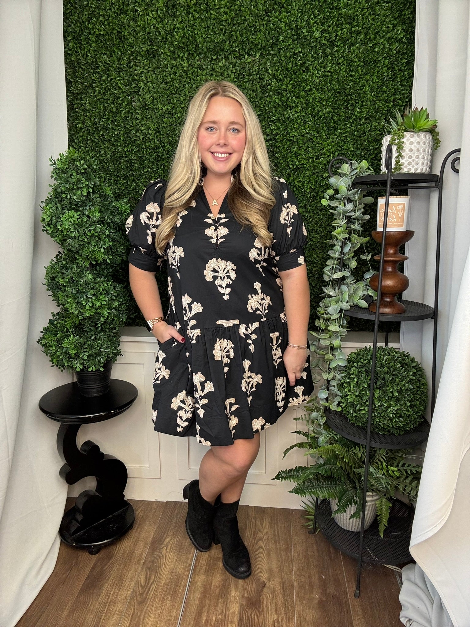 FLORAL PRINT SHORT SLEEVE RUFFLE HEM MINI DRESS