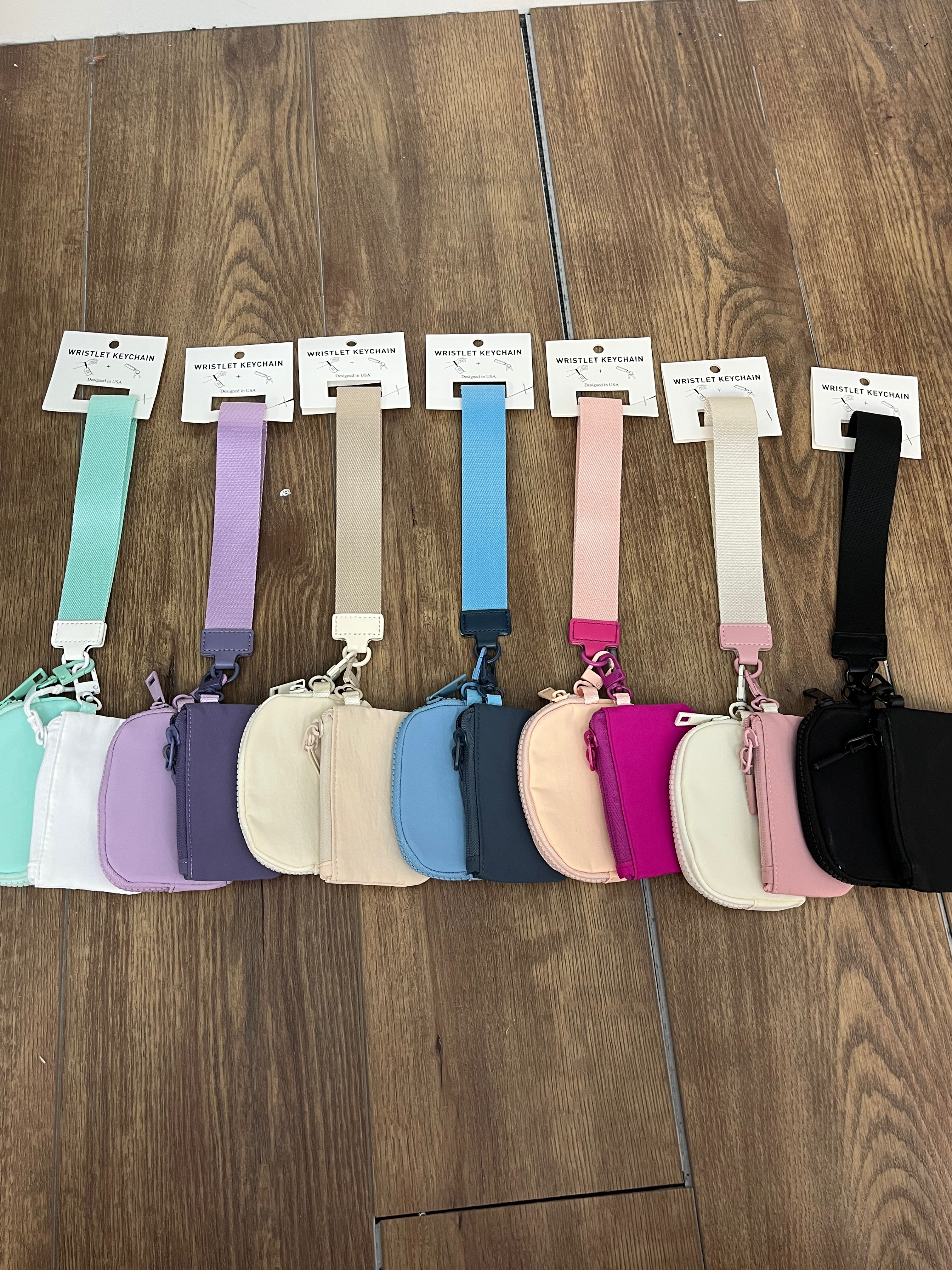 WRISTLET KEYCHAIN