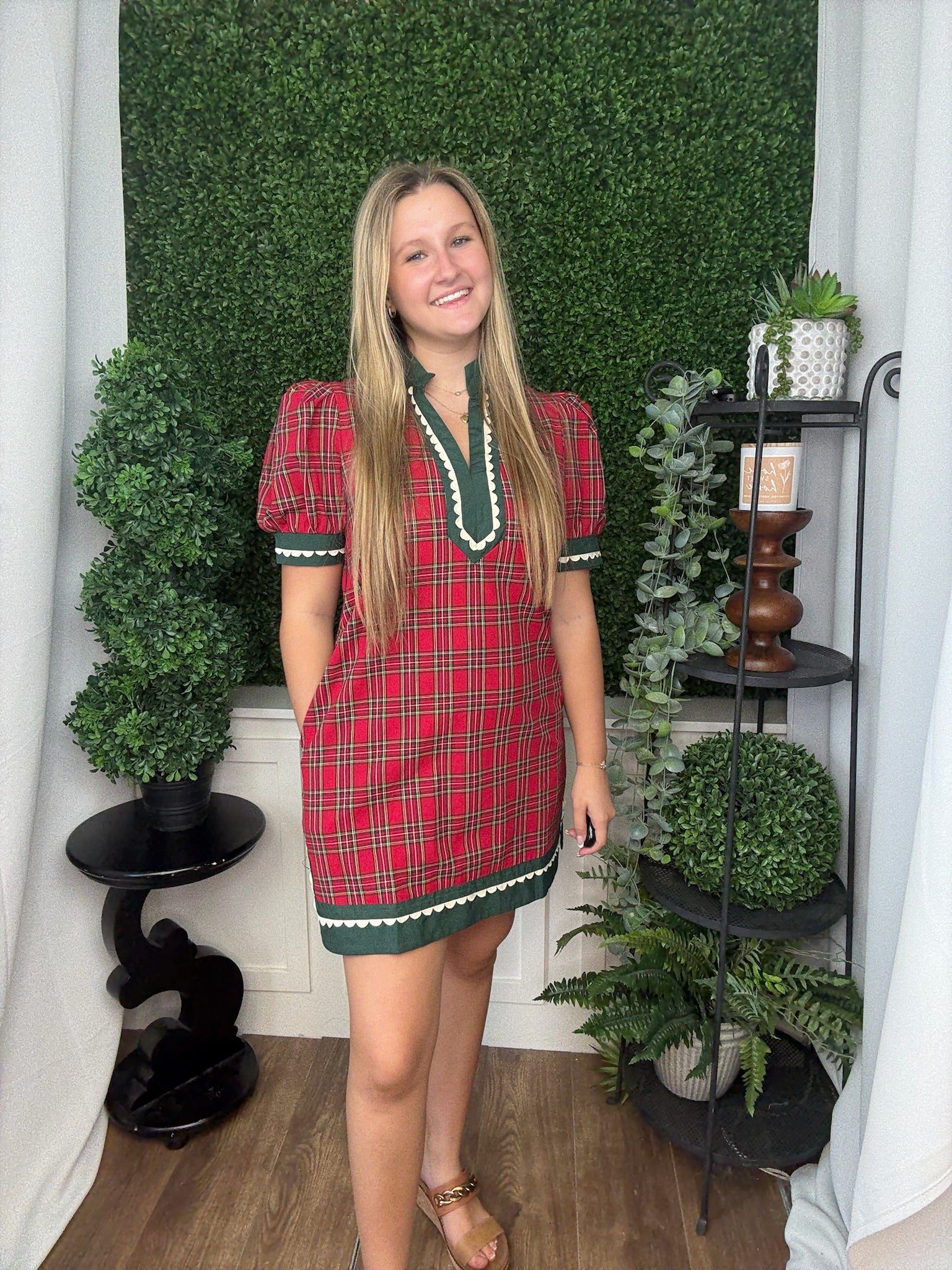 PLAID SHORT PUFF SLEEVE DRESS - RED