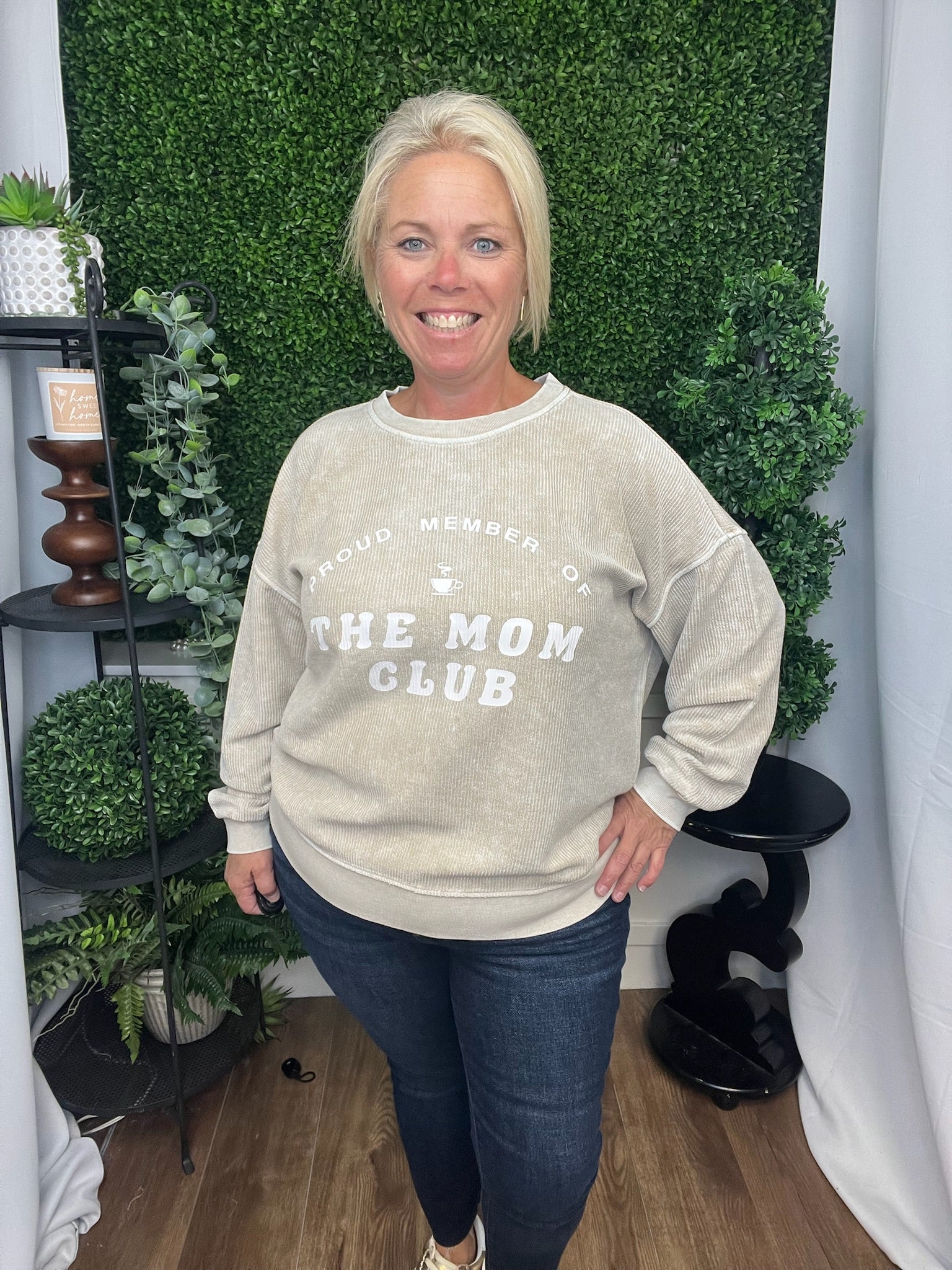 MOM CLUB GRAPHIC WASHED LS TOP - KHAKI