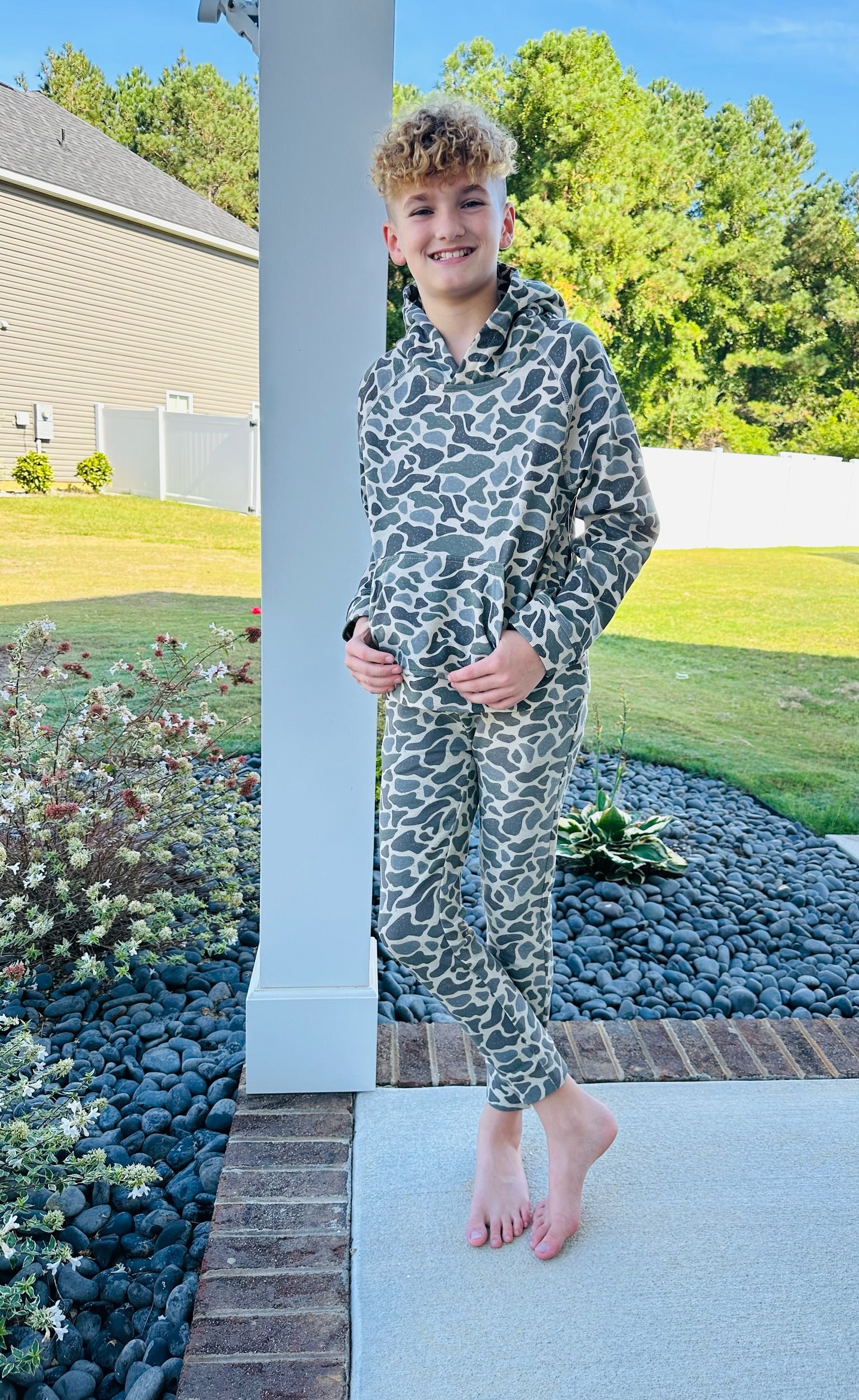 YOUTH - FLEECE HOODIE - CLASSIC DEER CAMO