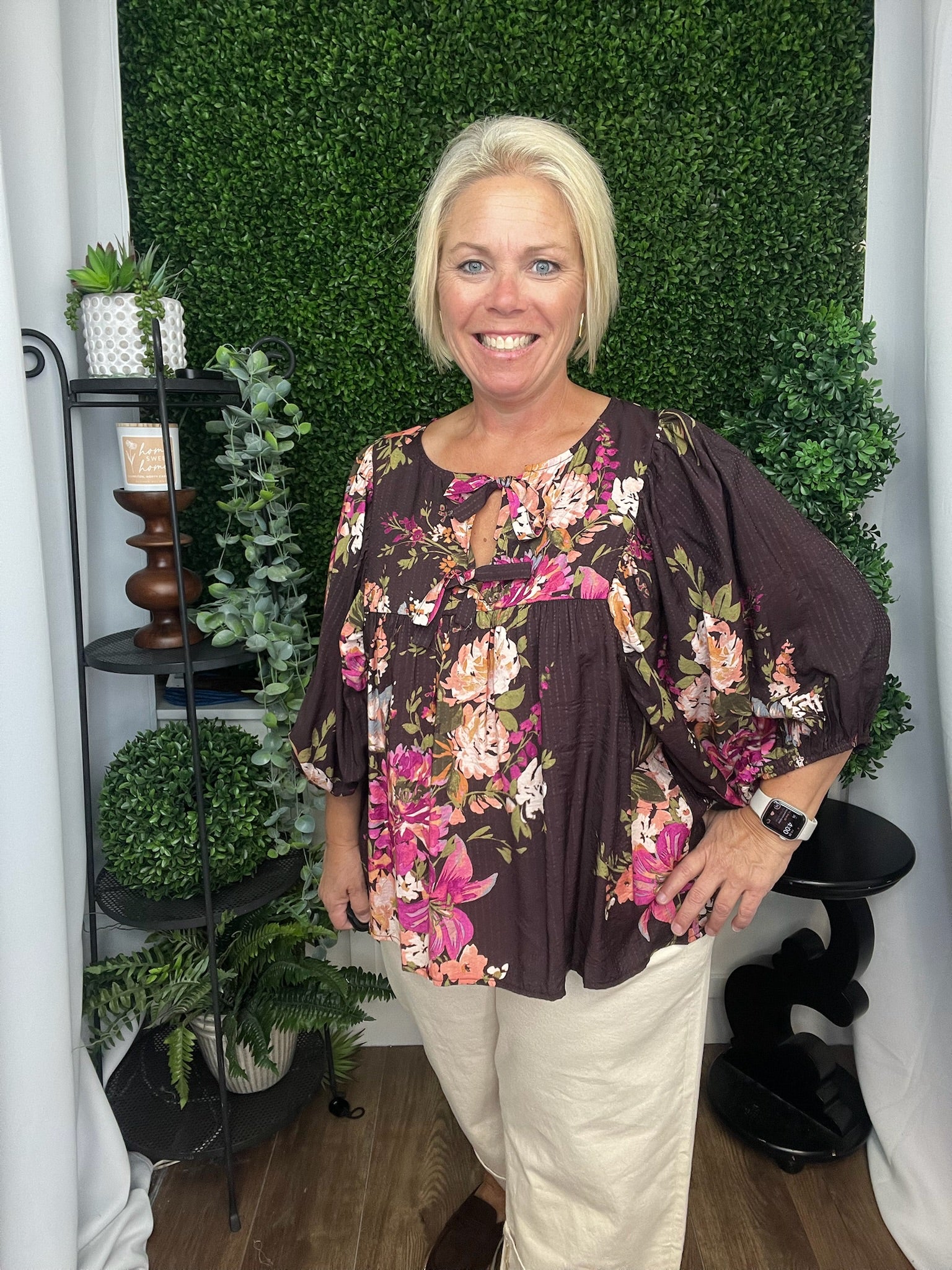 FLORAL PRINTED BATWING SLEEVE FRONT TIE TOP - BROWN MULTI