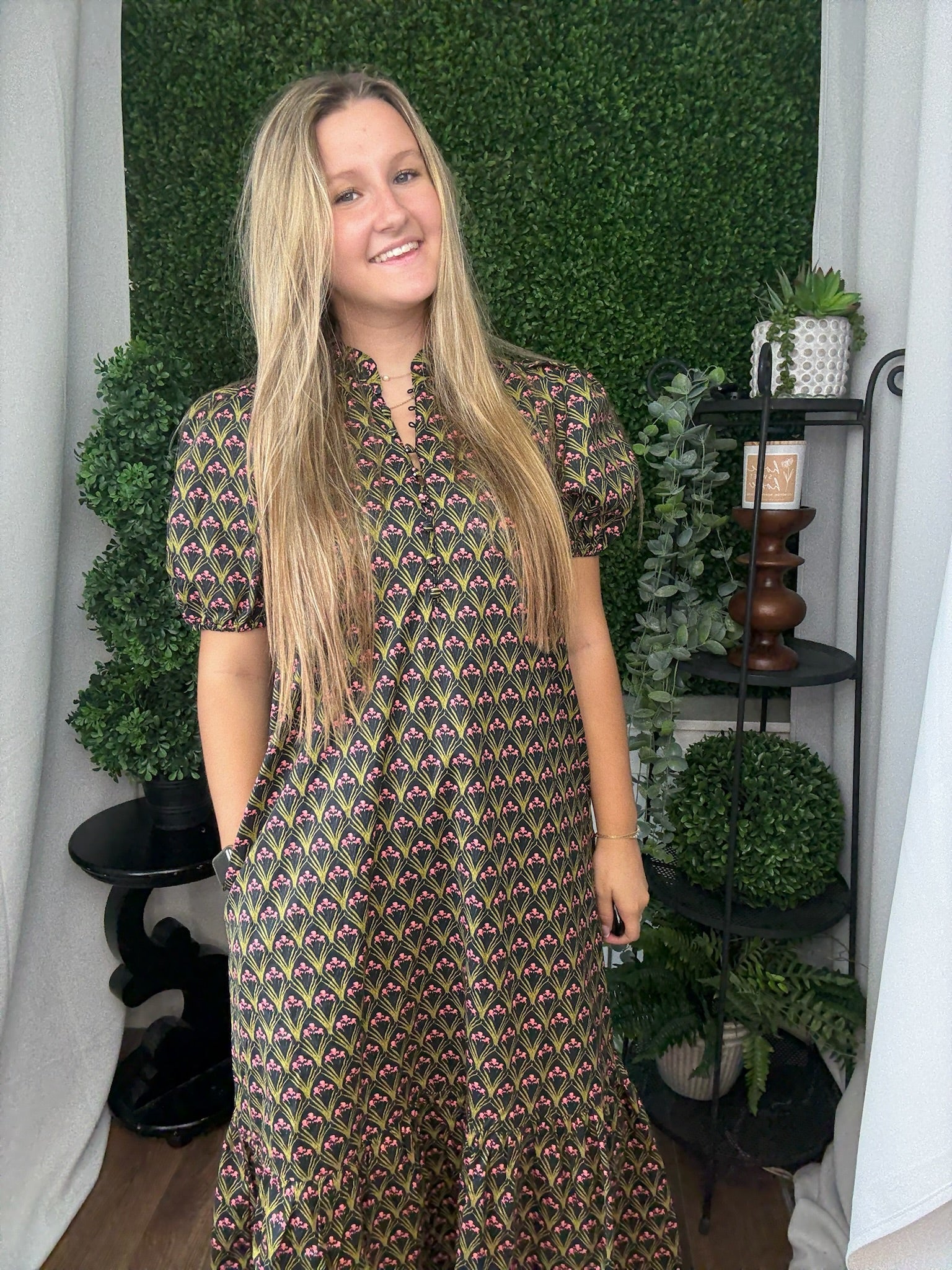 FLORAL PRINT PLEATED PUFF SLEEVE MIDI DRESS