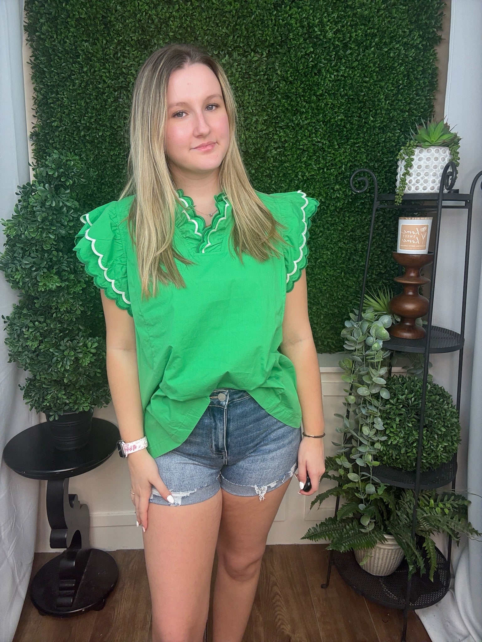 Scallop Trim Flutter Sleeve Blouse