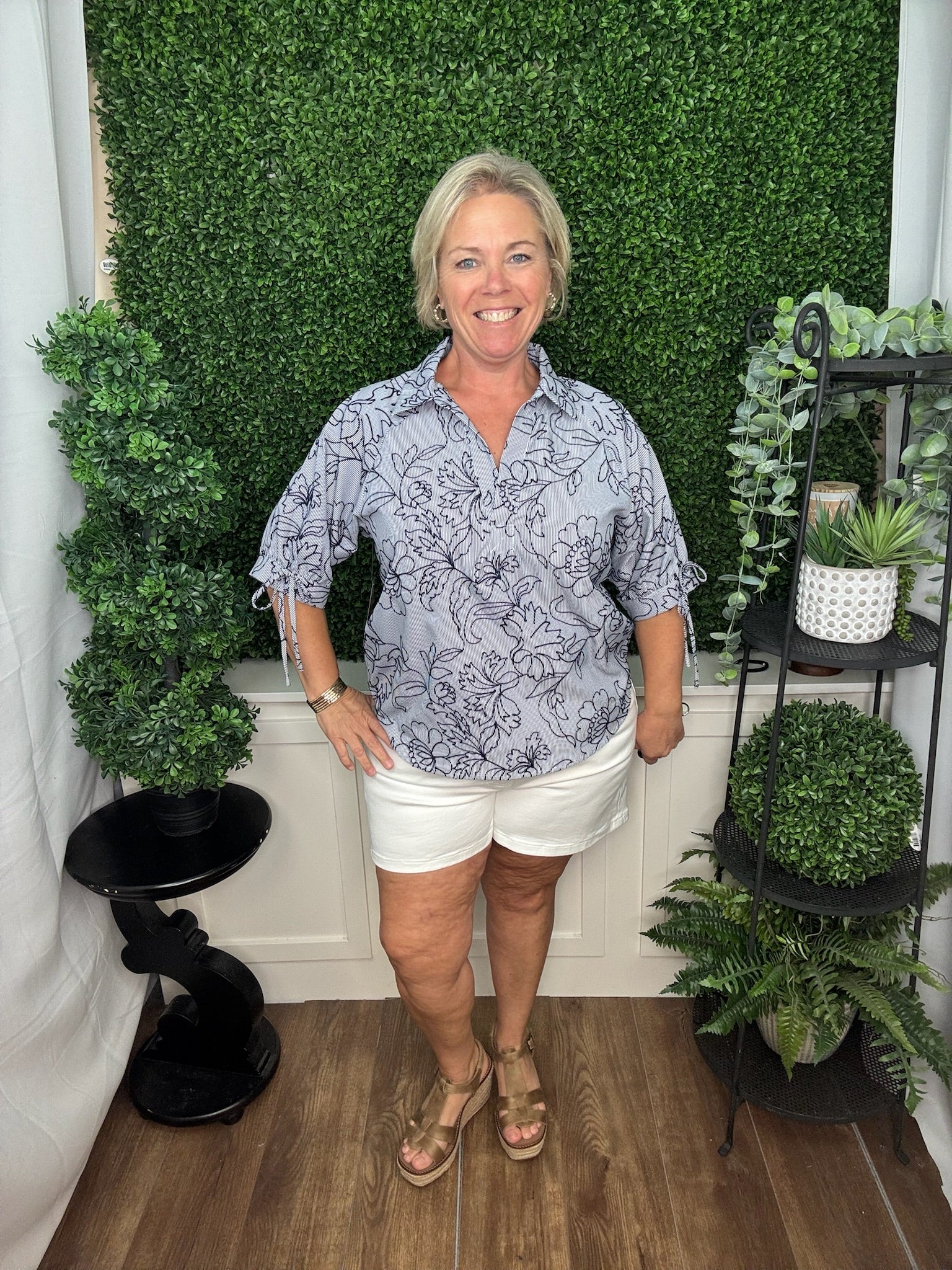 SPLIT NECK POPOVER WITH TIE SLEEVES - NAVY STRIPE