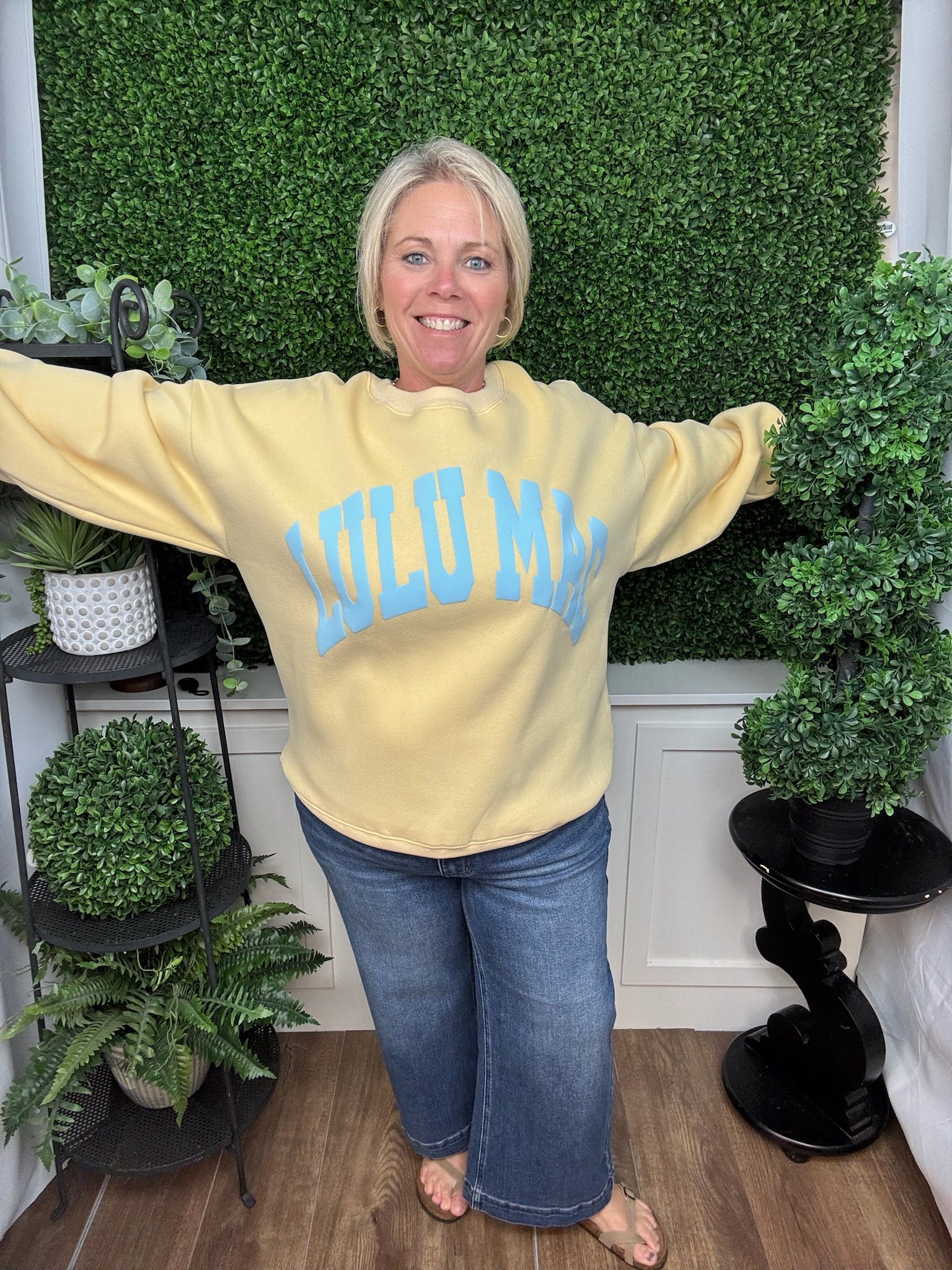 LULU MAC SWEATSHIRT - BUTTER/LIGHT BLUE PUFF