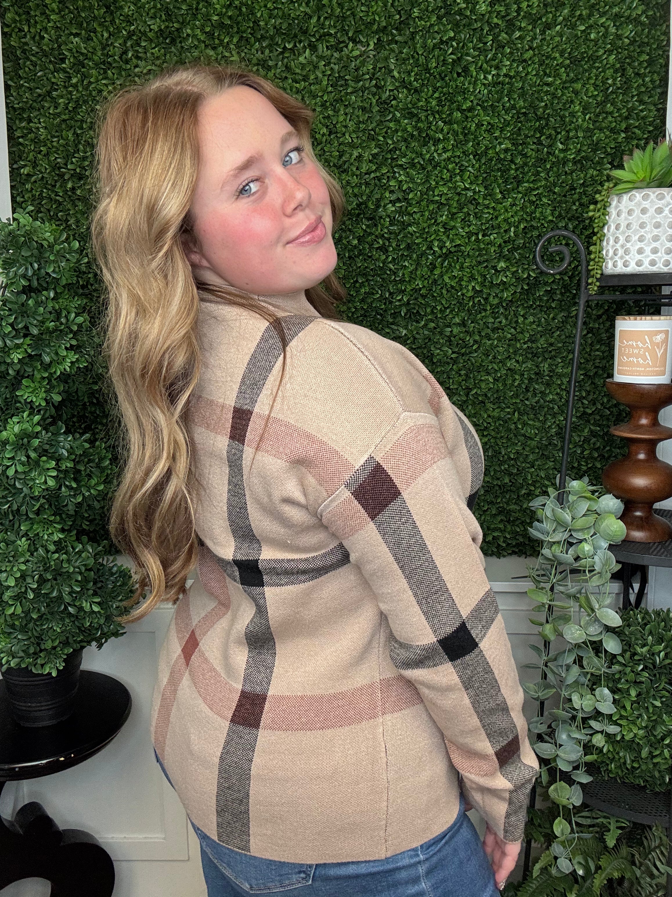 CHECKER JACQUARDED MOCK NECK LS SWEATER - TAUPE