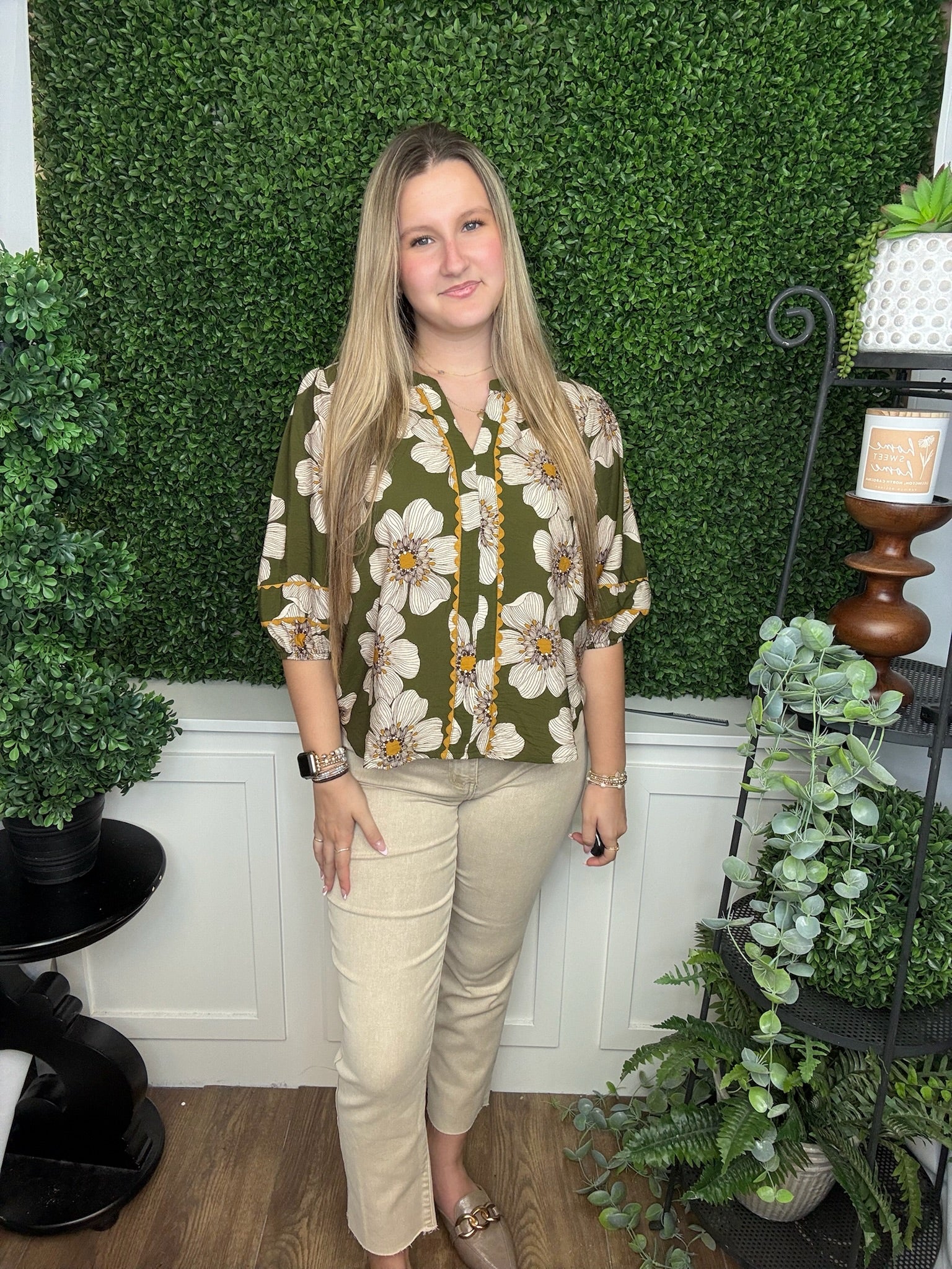 FLORAL PRINT 3/4 SLEEVE BLOUSE W/LACE DETAIL - OLVIE MULTI