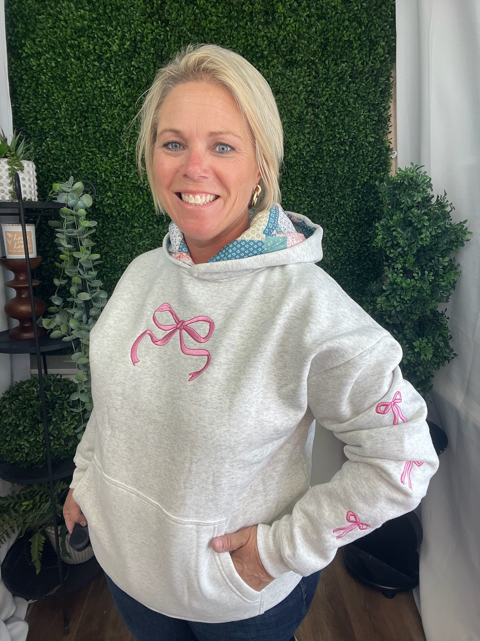 DILARA HOODED SWEATSHIRT - BOW