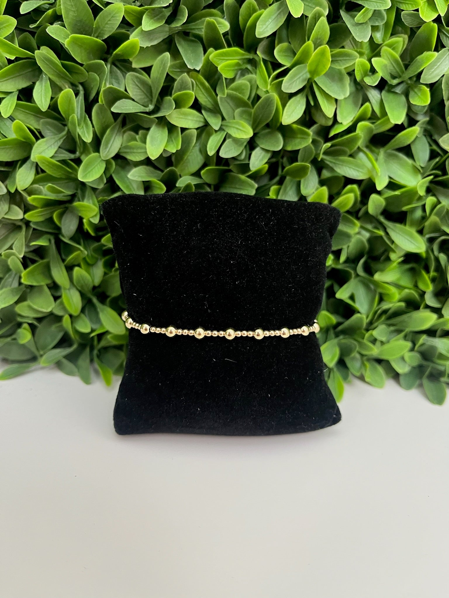 CLASSIC SINCERITY PATTERN 4MM BEAD BRAC - GOLD