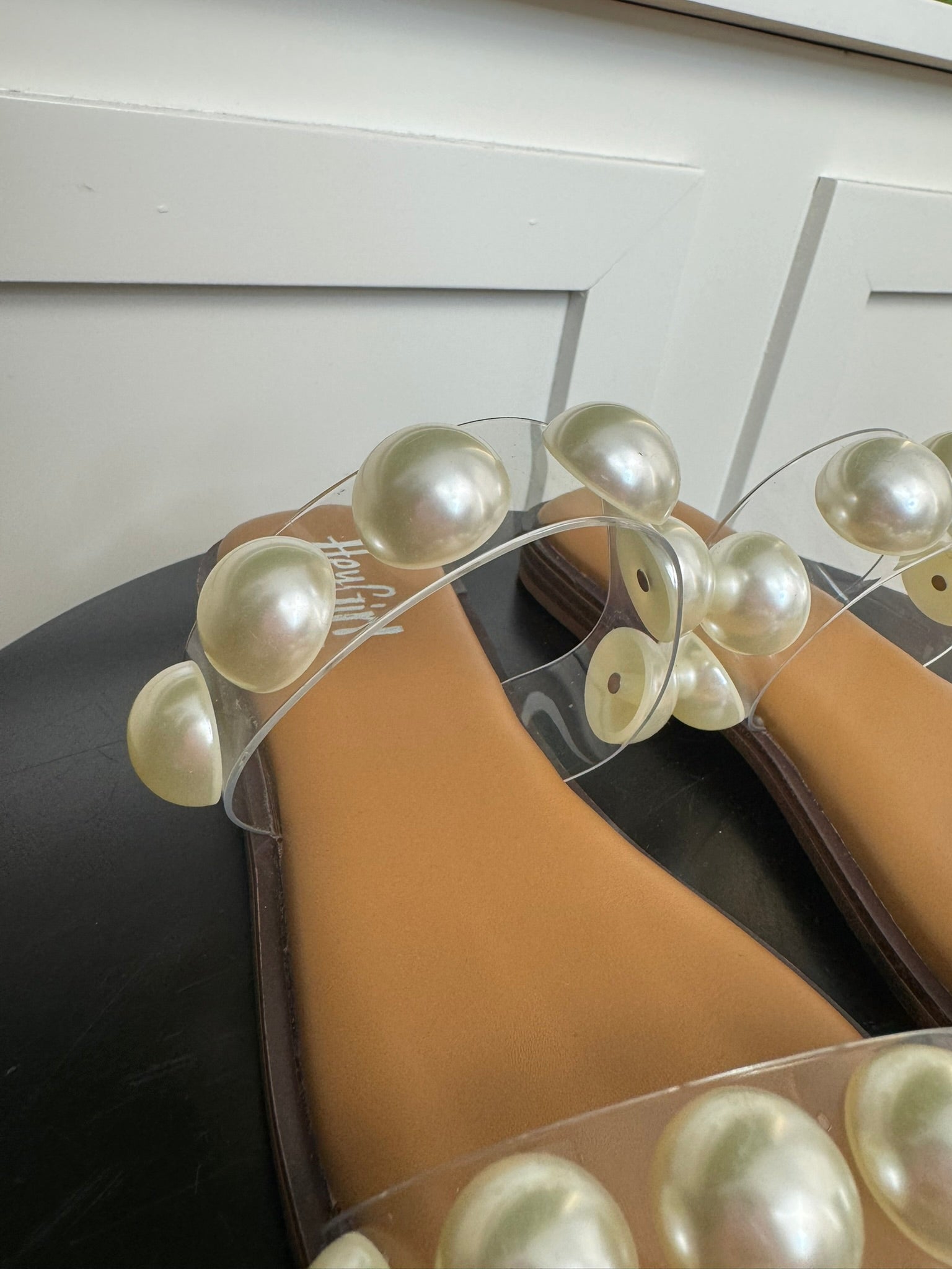 CATCH A BUZZ - CLEAR