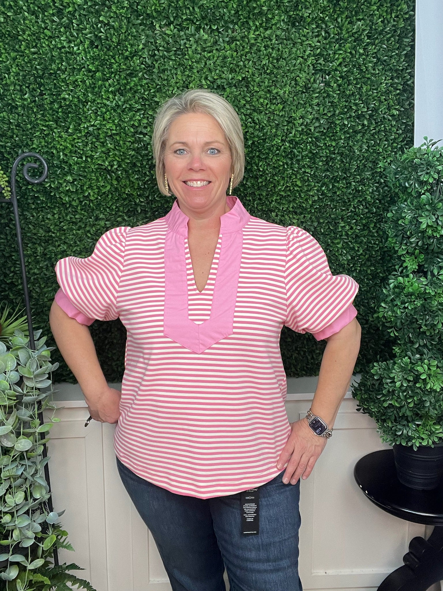 SOLID CONTRAST DETAIL STRIPE TOP - PINK