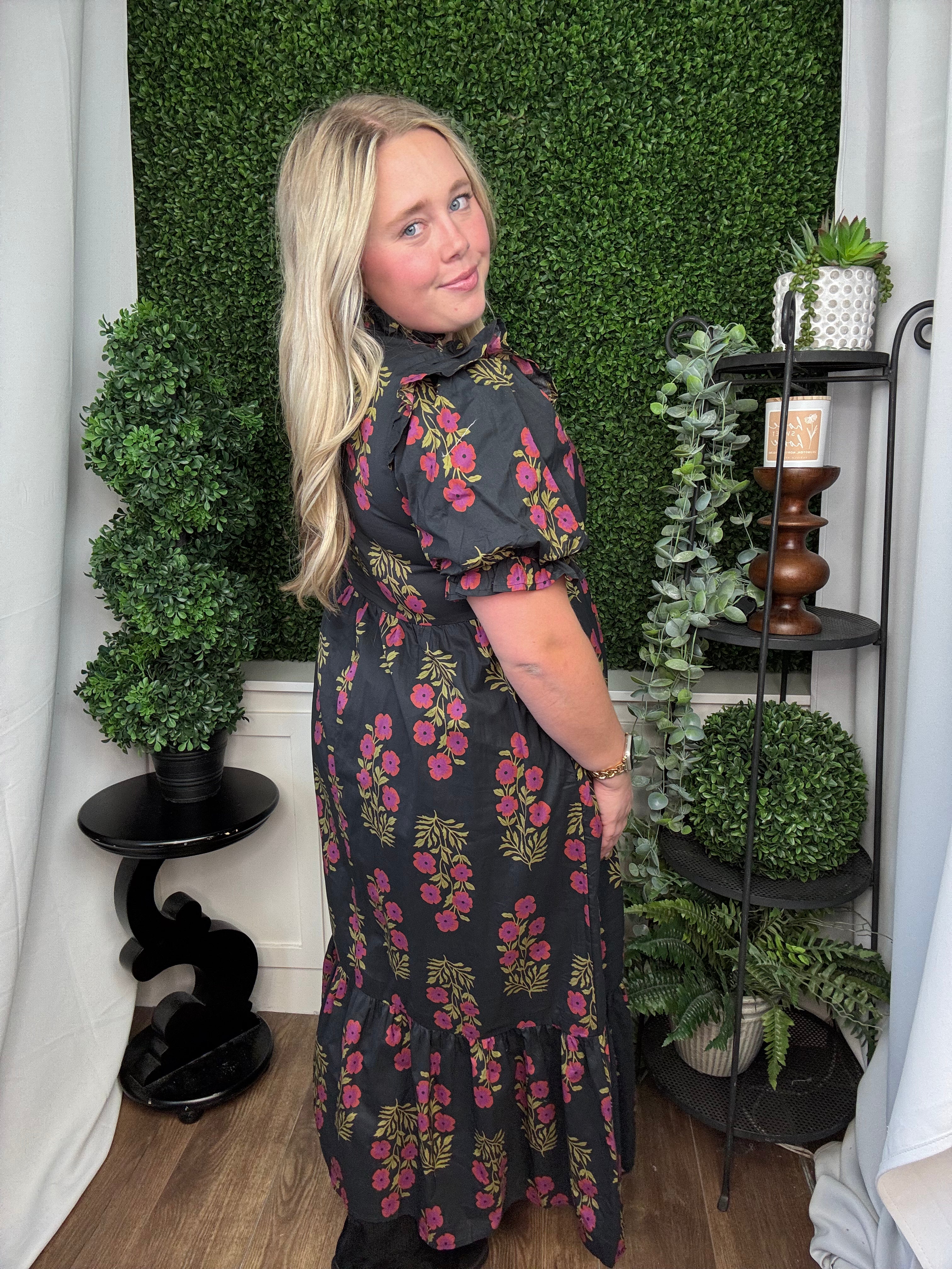 FLORAL PRINT SHORT PUFF SLEEVE MIDI DRESS