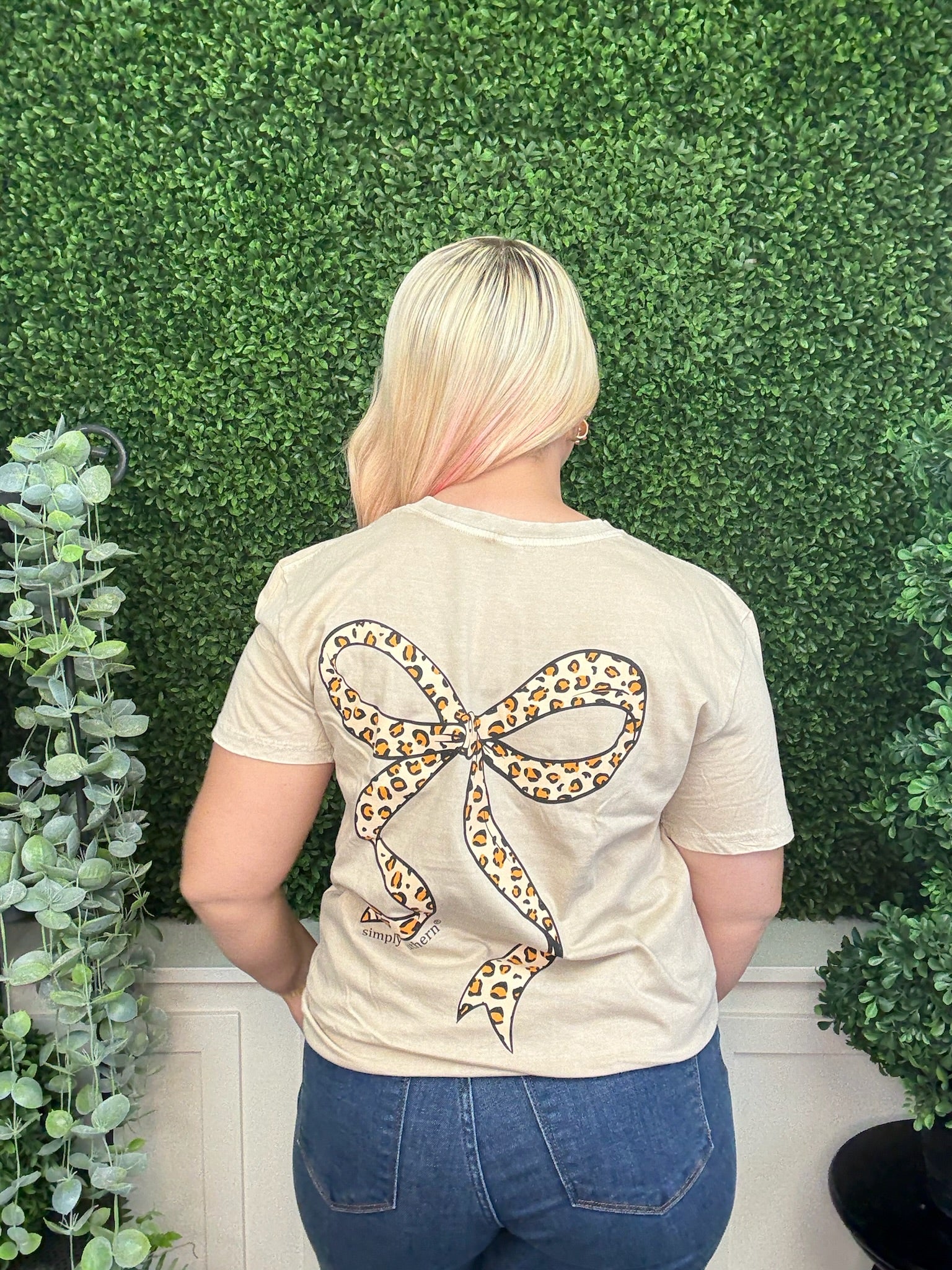 LEOPARD BOW SS - WASHED ECRU