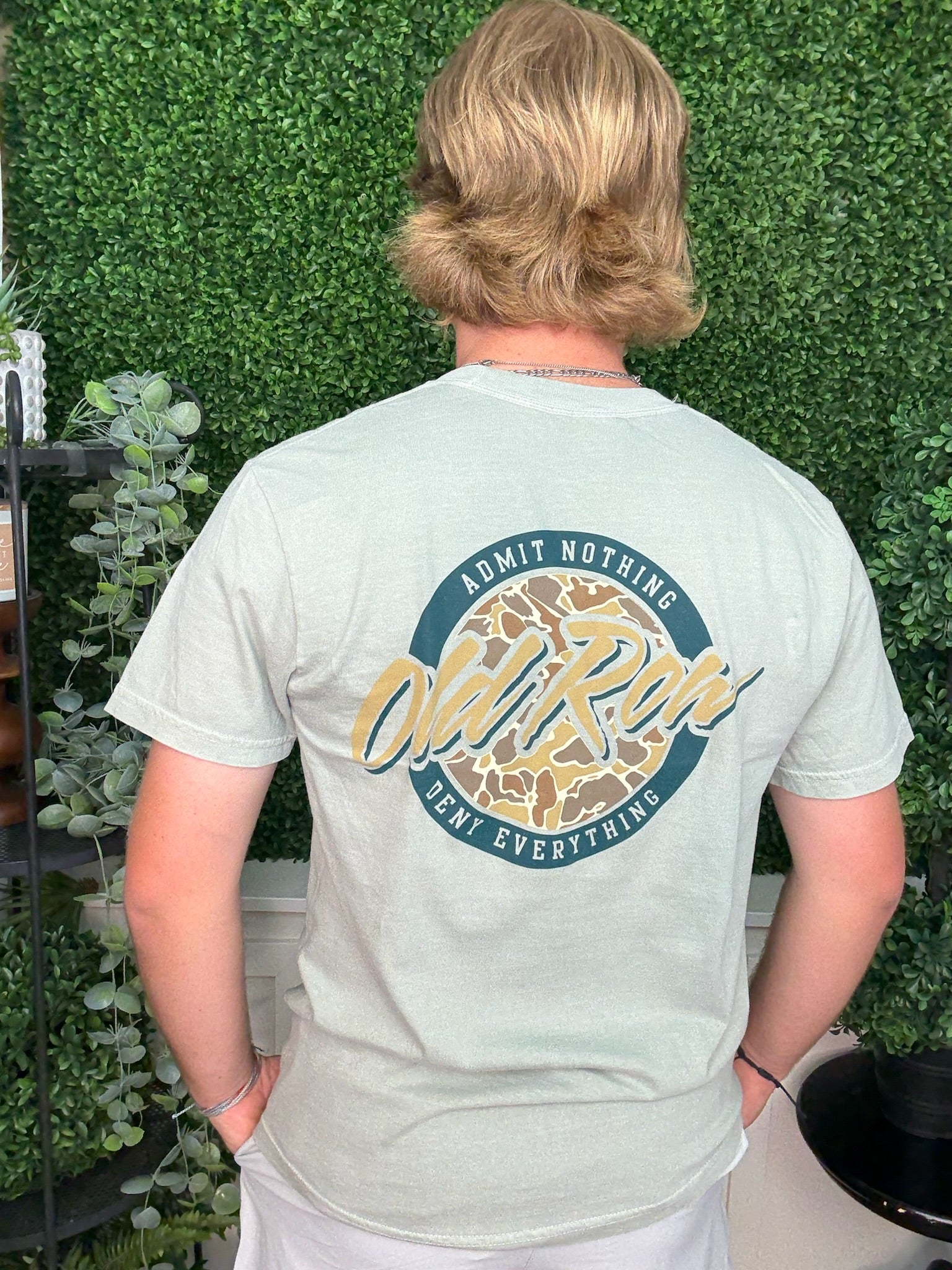 OUTDOORS 80S CAMO CIRCLE TEE - BAY