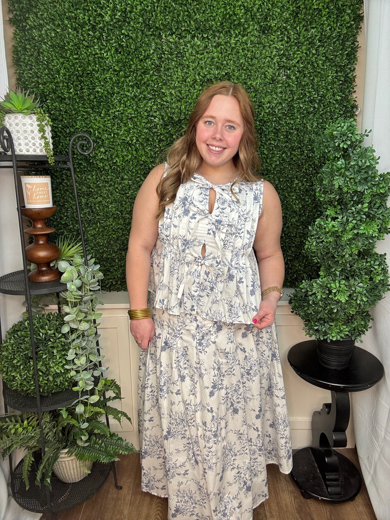 Willow Toile Tie-Front Blouse